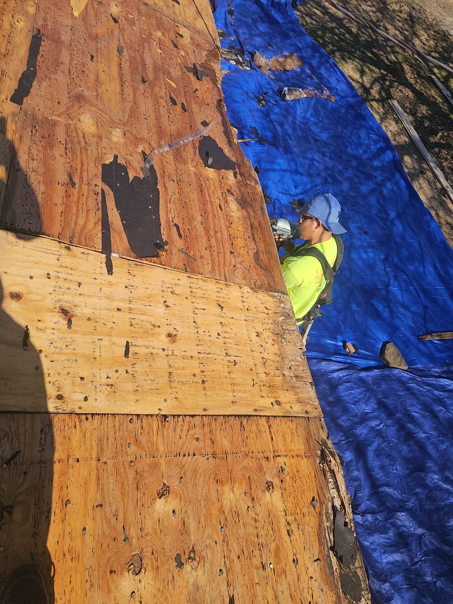 Roof Transformation at its finest!!! by In & Out Construction & Remodeling, LLC