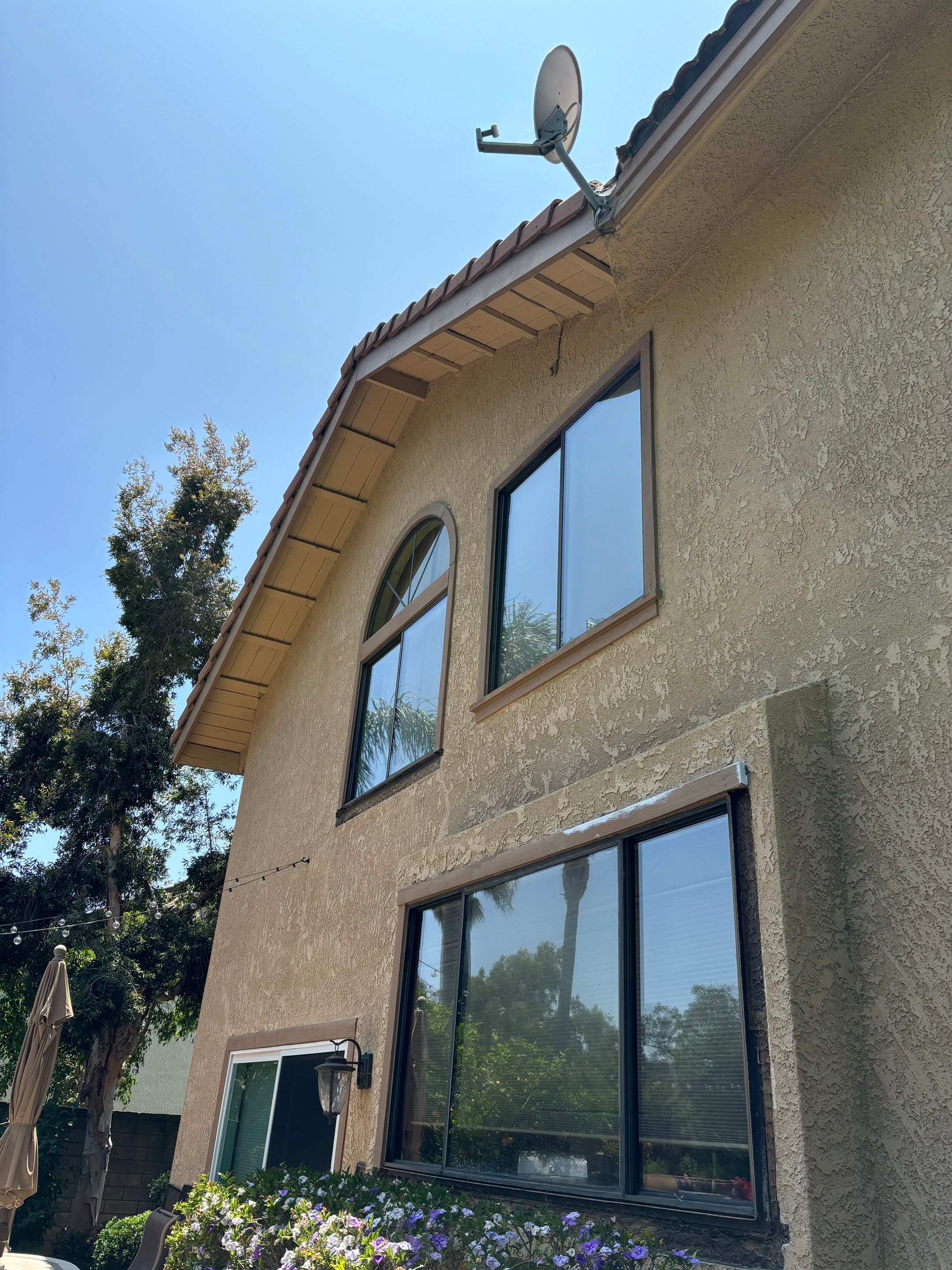 Window Cleaning by Pirate Pete’s Power Washing