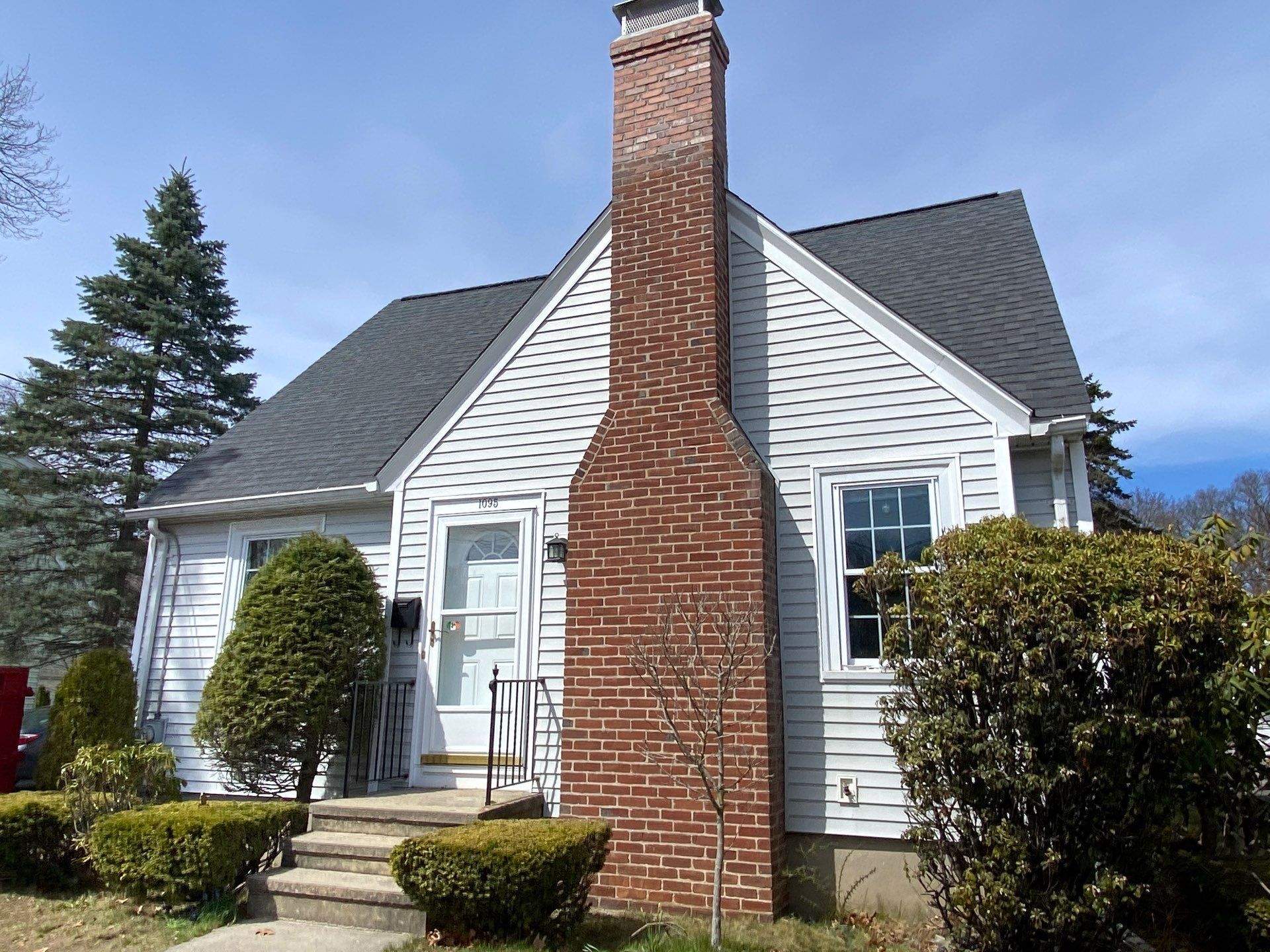Pewterwood Roofs by Pinnacle Roofing & Skylights