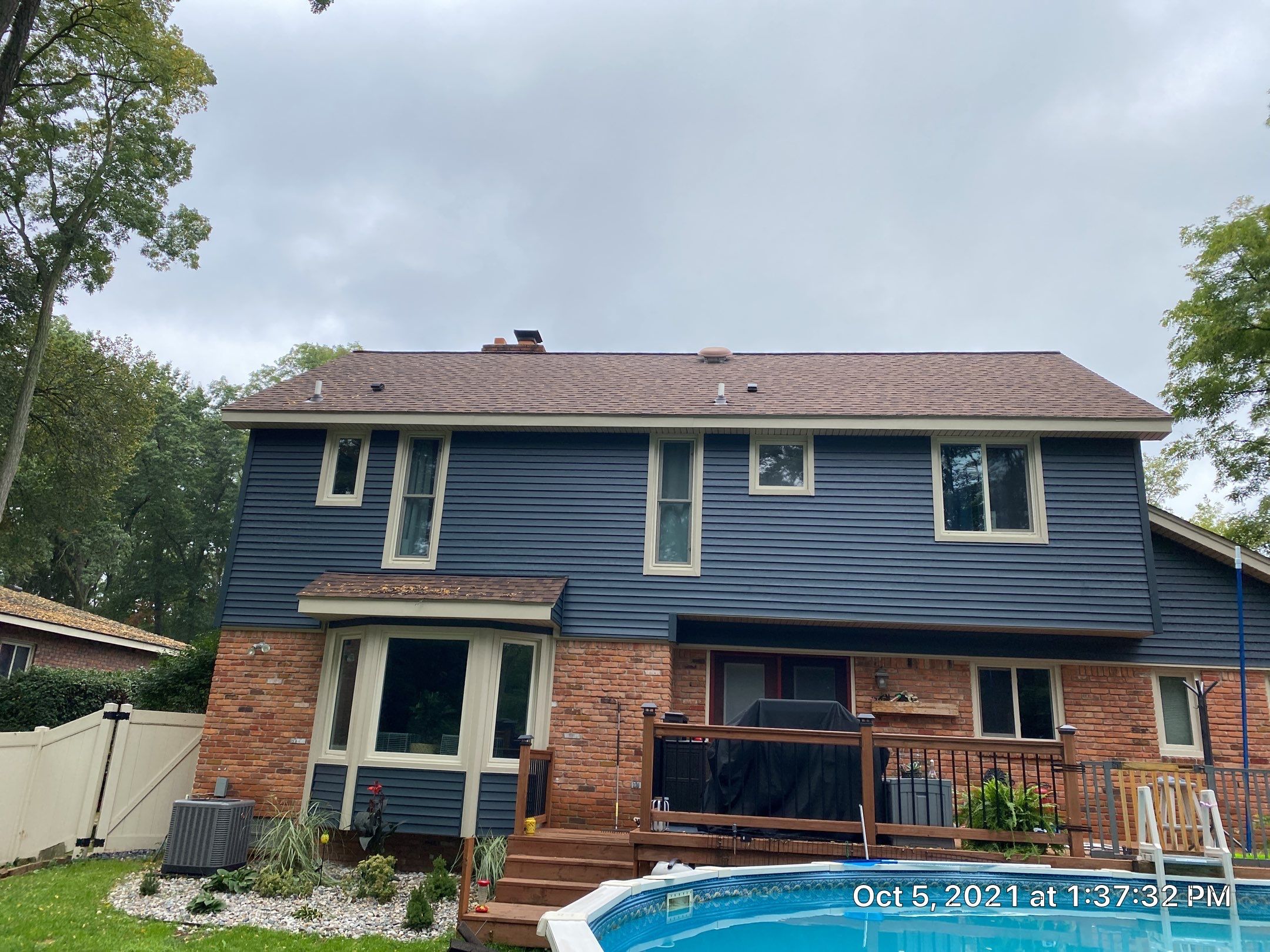 Siding Replacement using CertainTeed Restoration Classic D5 by 180 Contractors