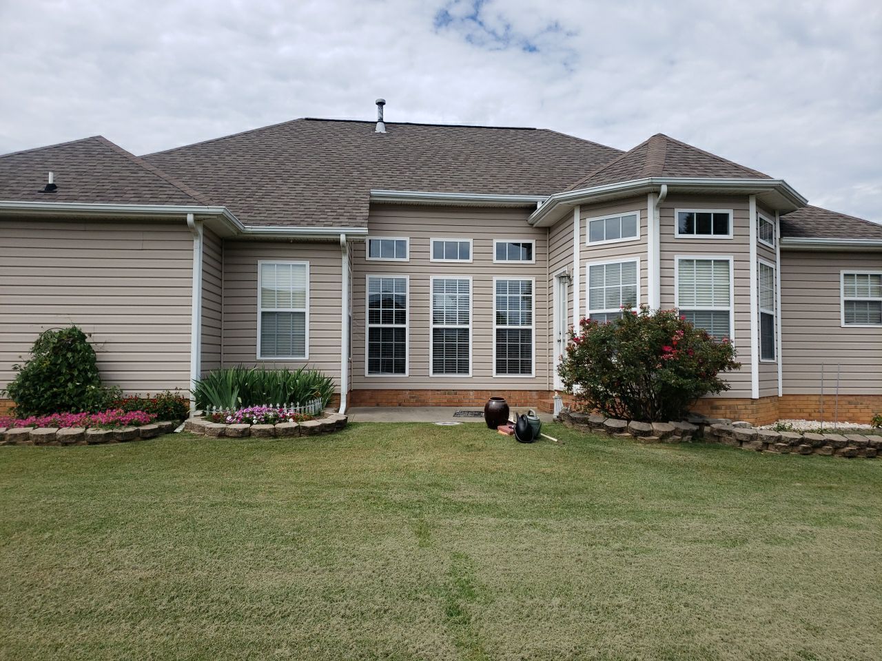 House Wash using cleaner by Power Wash Masters LLC