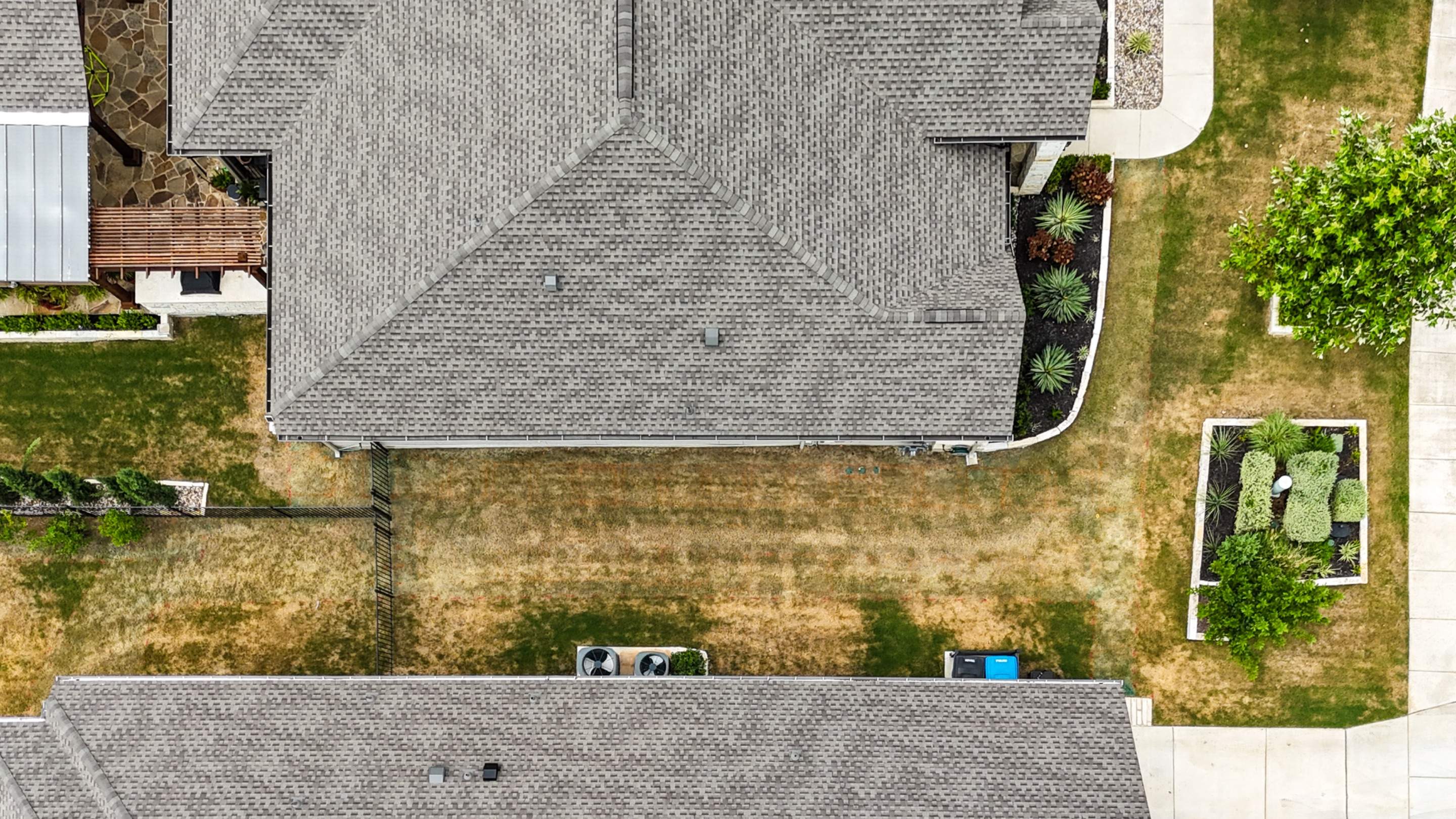 Royal Oak Estates - San Antonio,TX by Hole In One Lawns, LLC