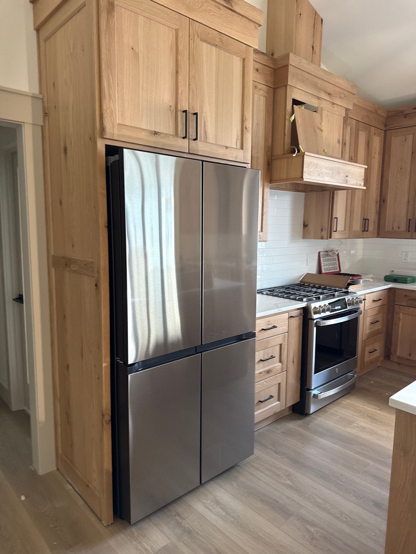 Full Kitchen Installation by RoundHouse Installations