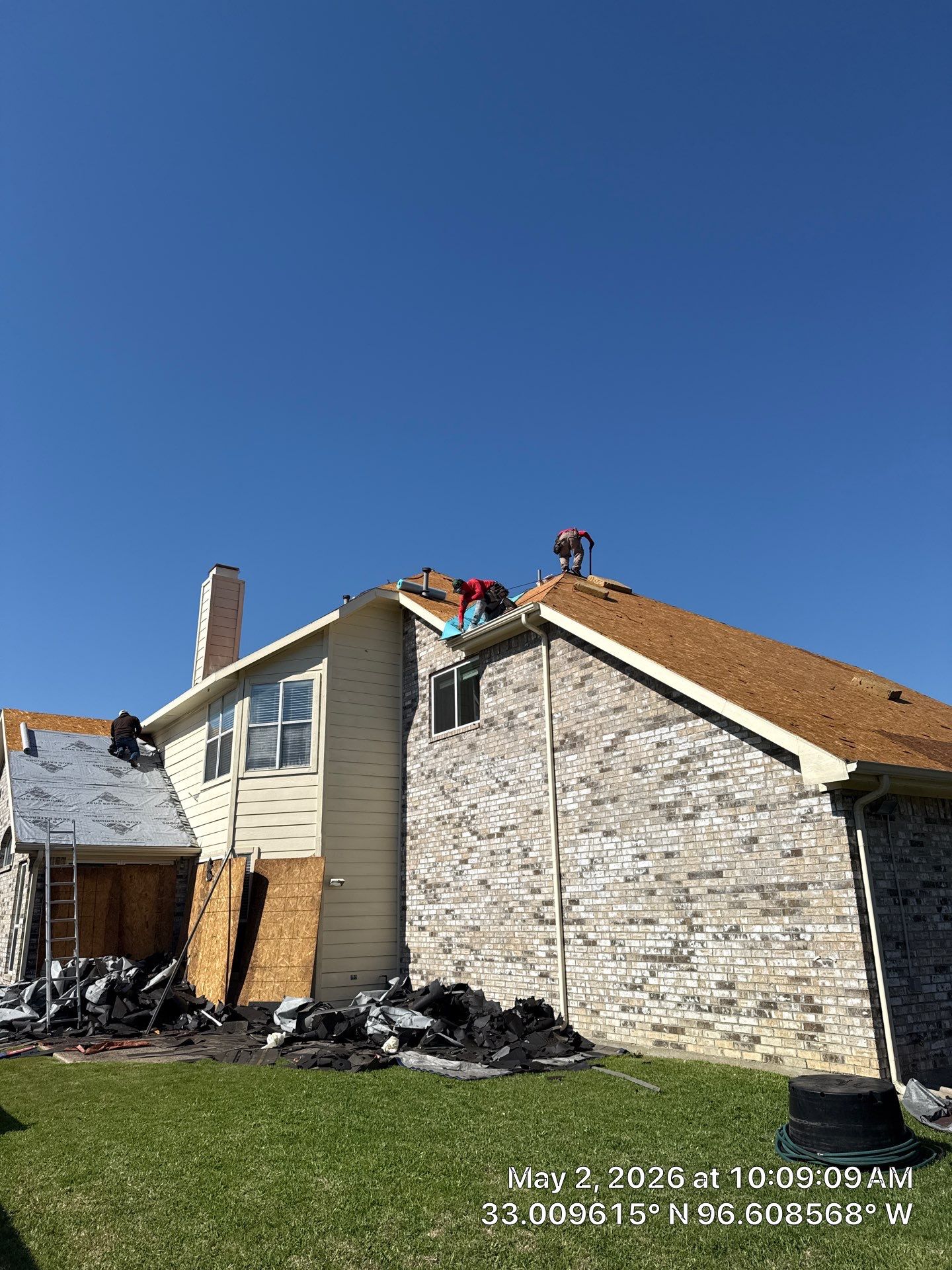 Project in Murphy  by Zeus Exteriors