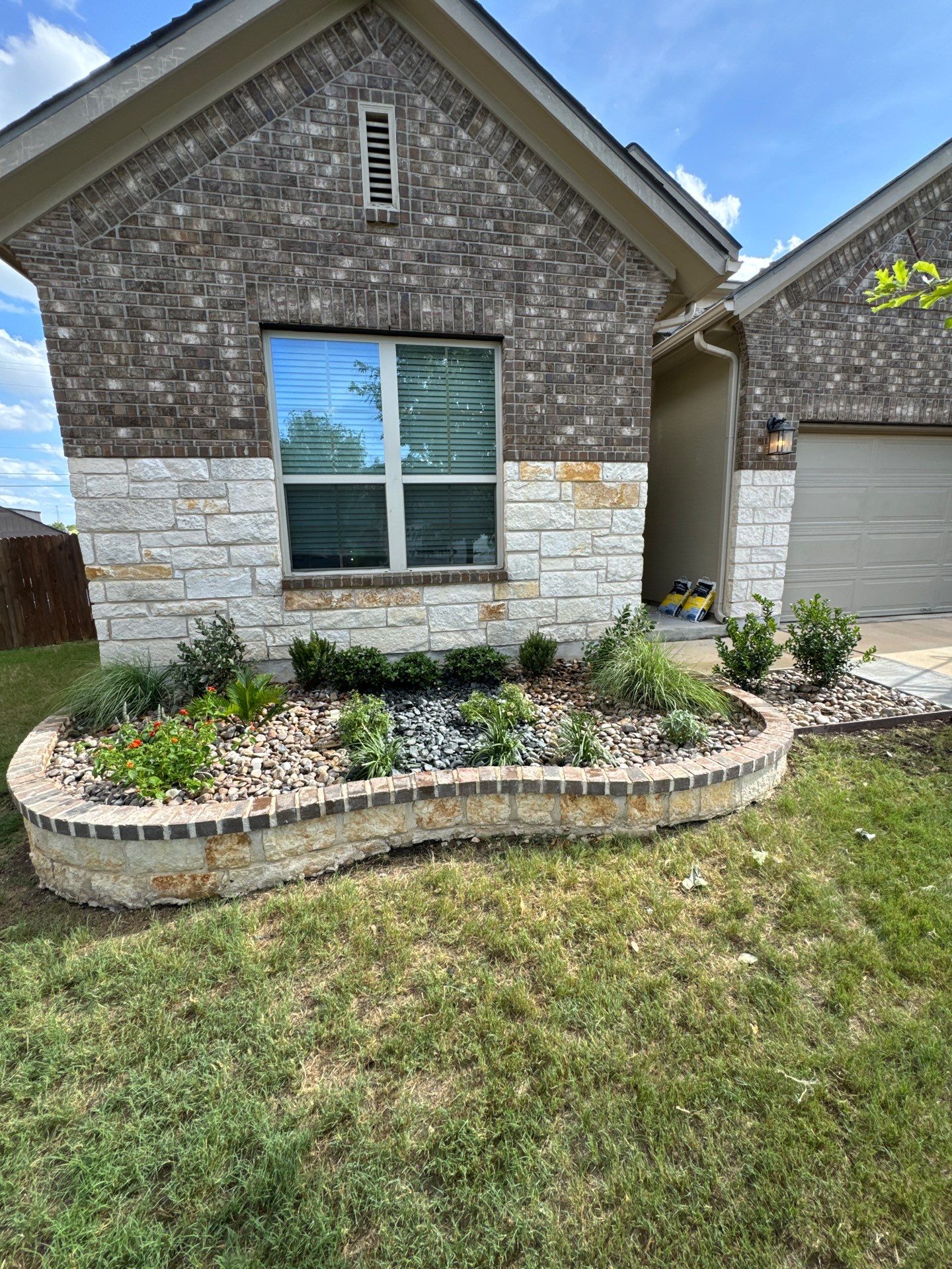 Wortham Oaks - San Antonio, TX by Hole In One Lawns, LLC