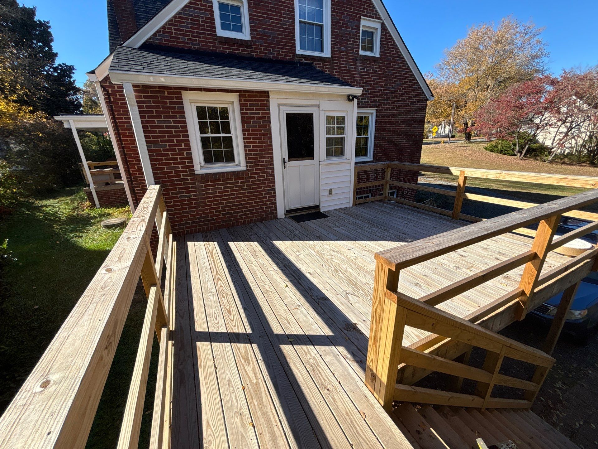 Wood Deck using Wood Sealant by DuraSeal