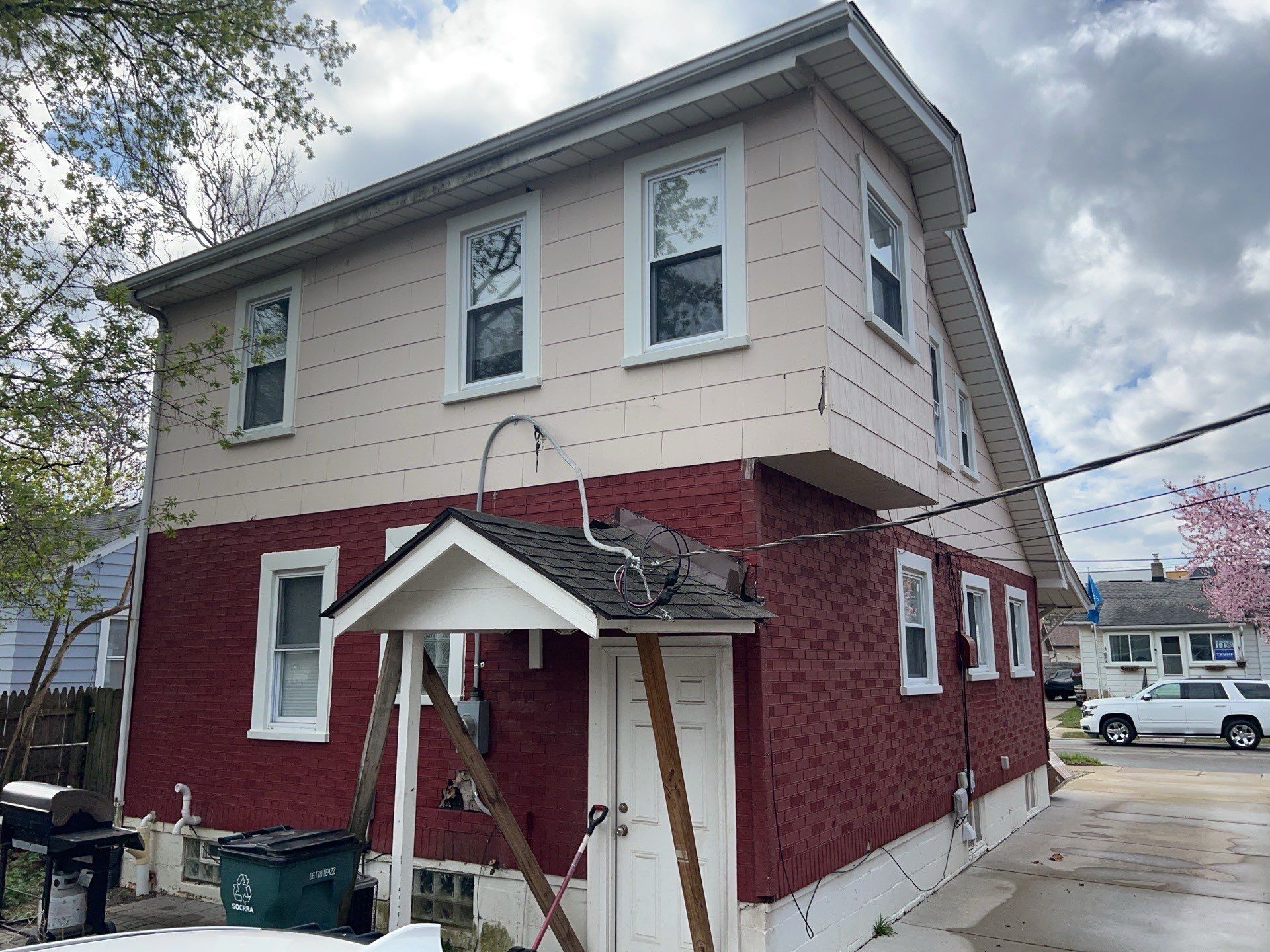 CertainTeed Vinyl Siding Replacement by Bloomfield Construction & Restoration