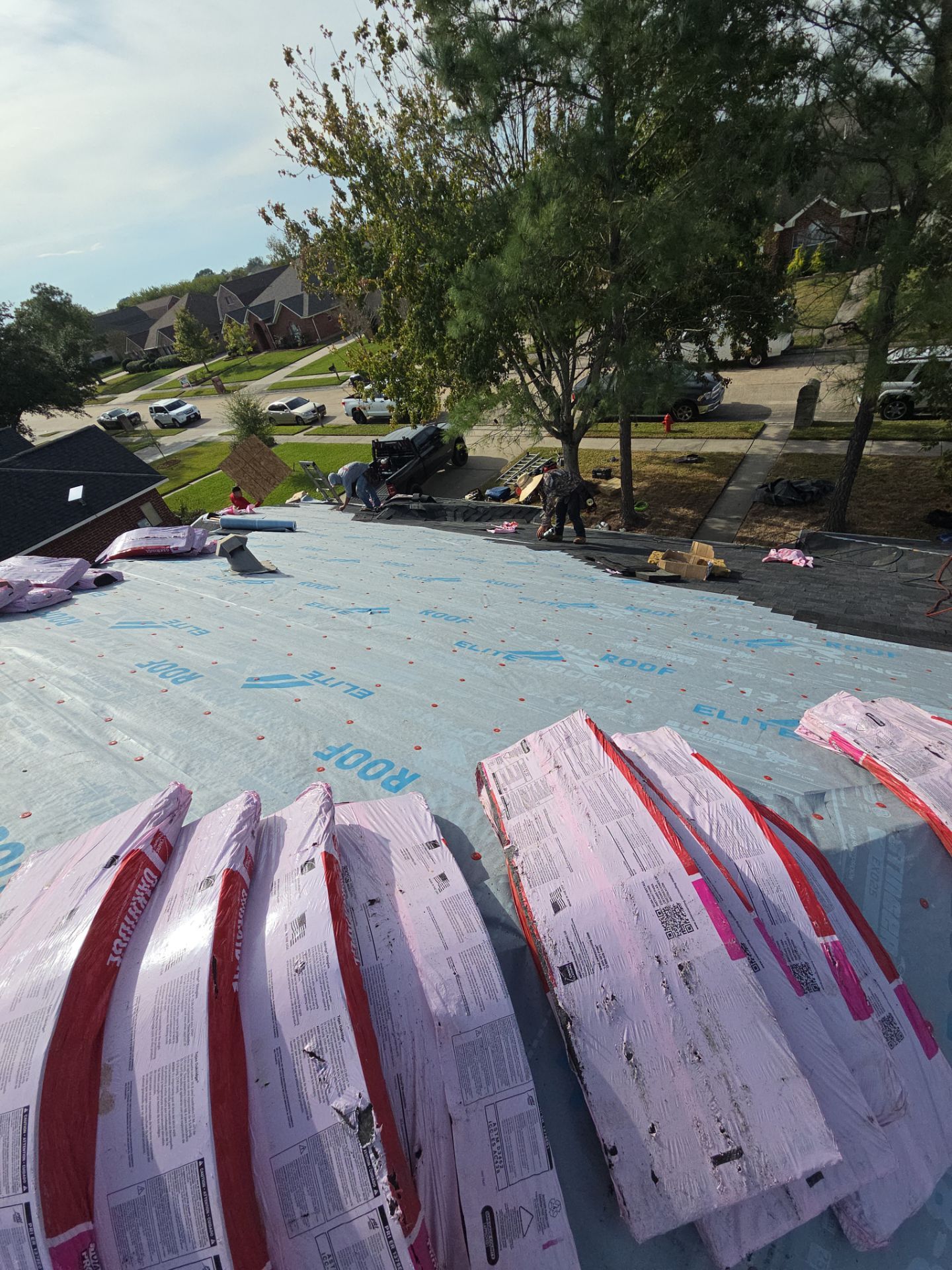 Residential Roof Replacement using OWENS CORNING OAKRIDGE by Elite Roofing LLC