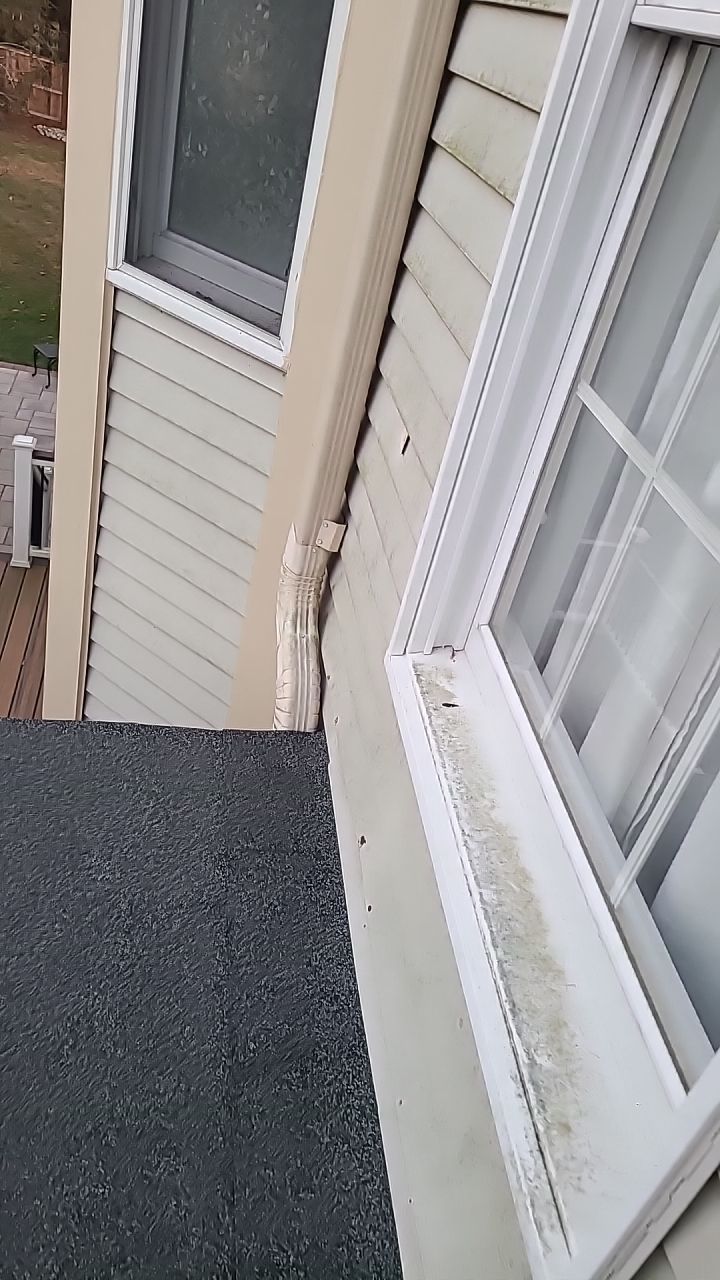 Herndon: CertainTeed Landmark Pro Designer Shingles in Max Def Driftwood by RM Banning, Inc.