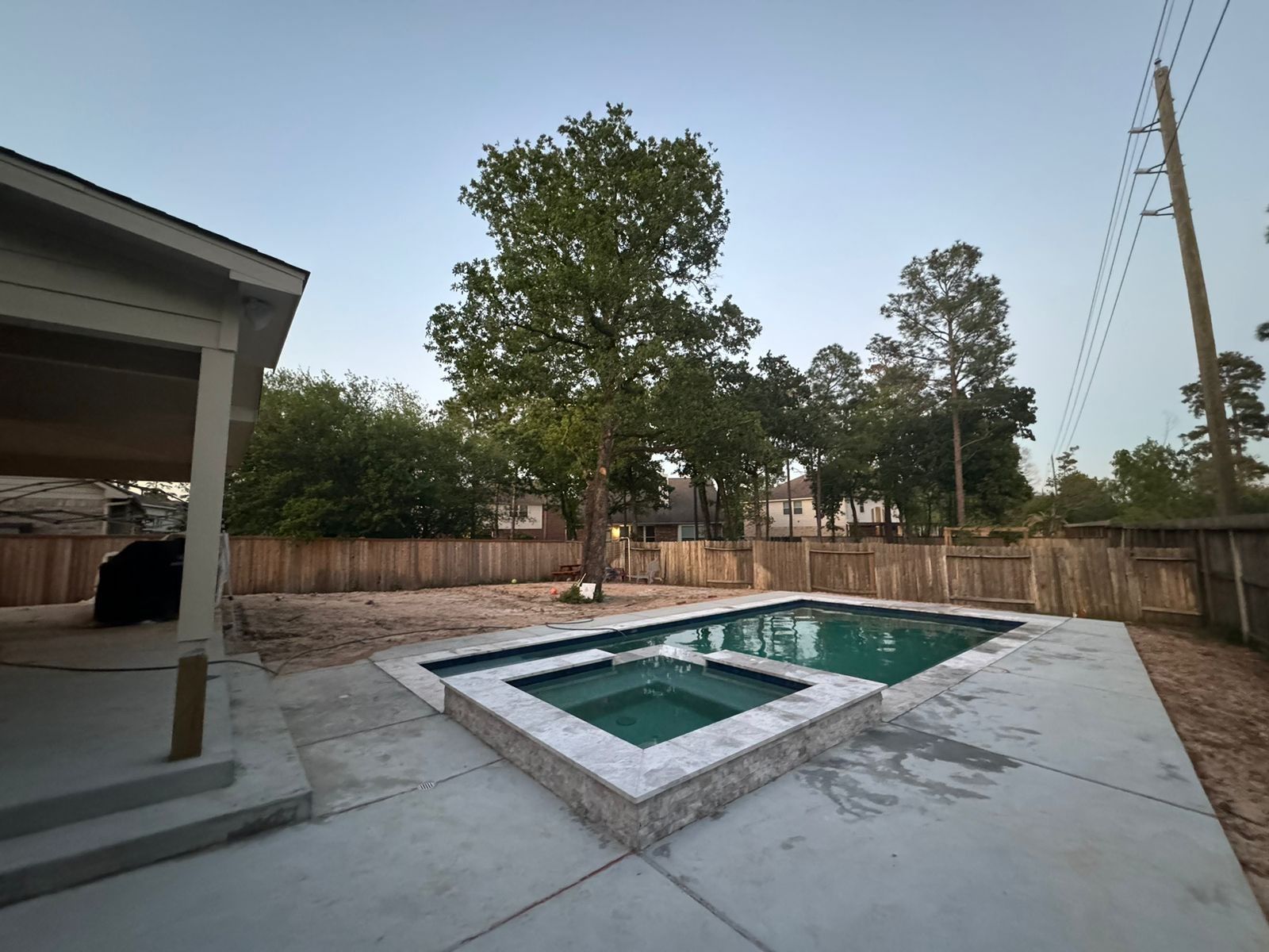 Pool, Patio Cover and Summer Kitchen in Creekside by SophAlx LLC