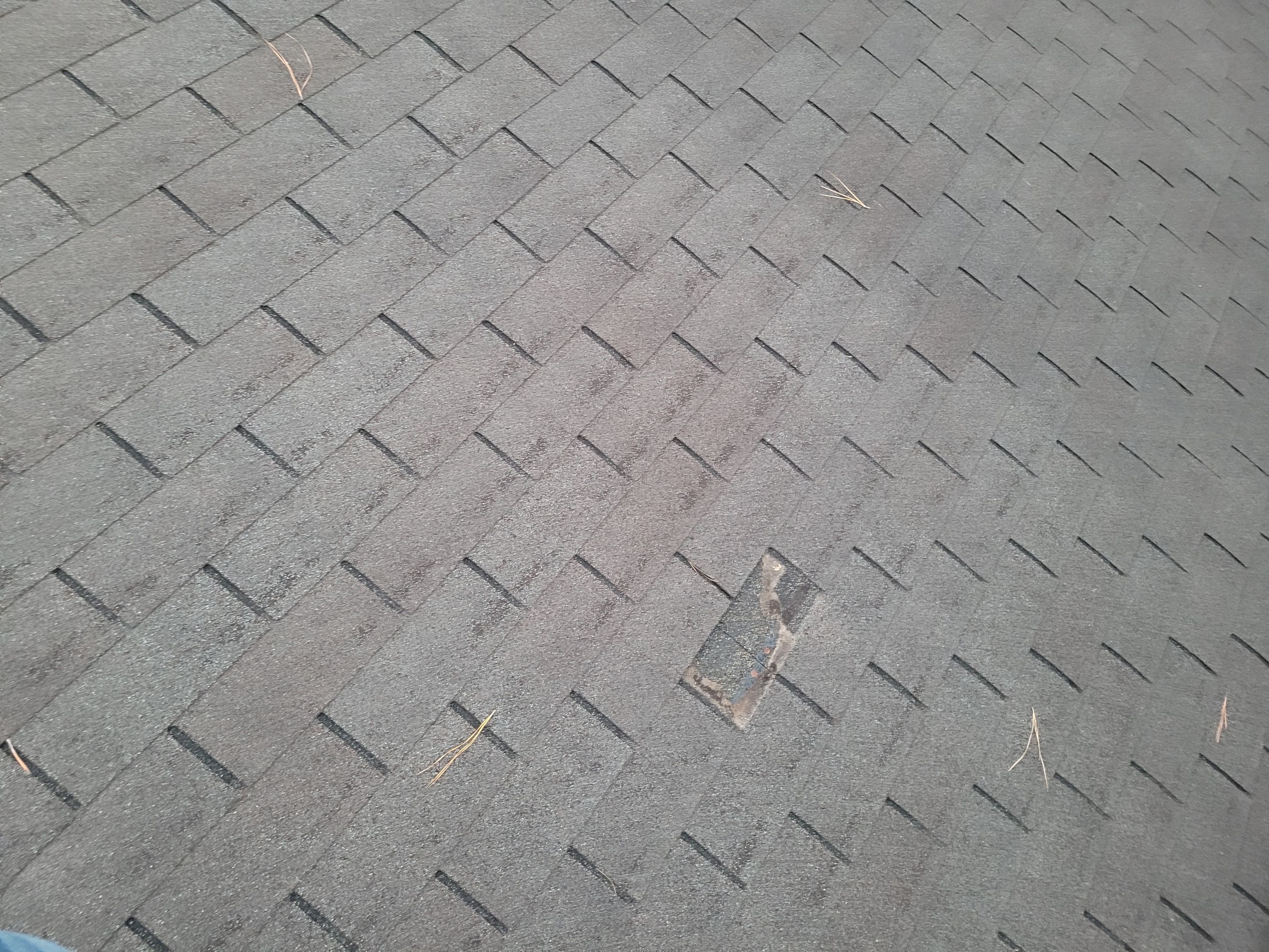 SureStart PLUS 4-STAR Warranty Fully covers materials, labor, tear-off and disposal expenses in years 1-50. by Roof Concepts Construction