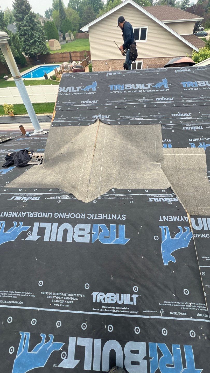 Roofing using GAF in Orland Park by Optimal Home Improvement 