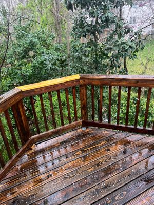 Deck using Wood Sealant
