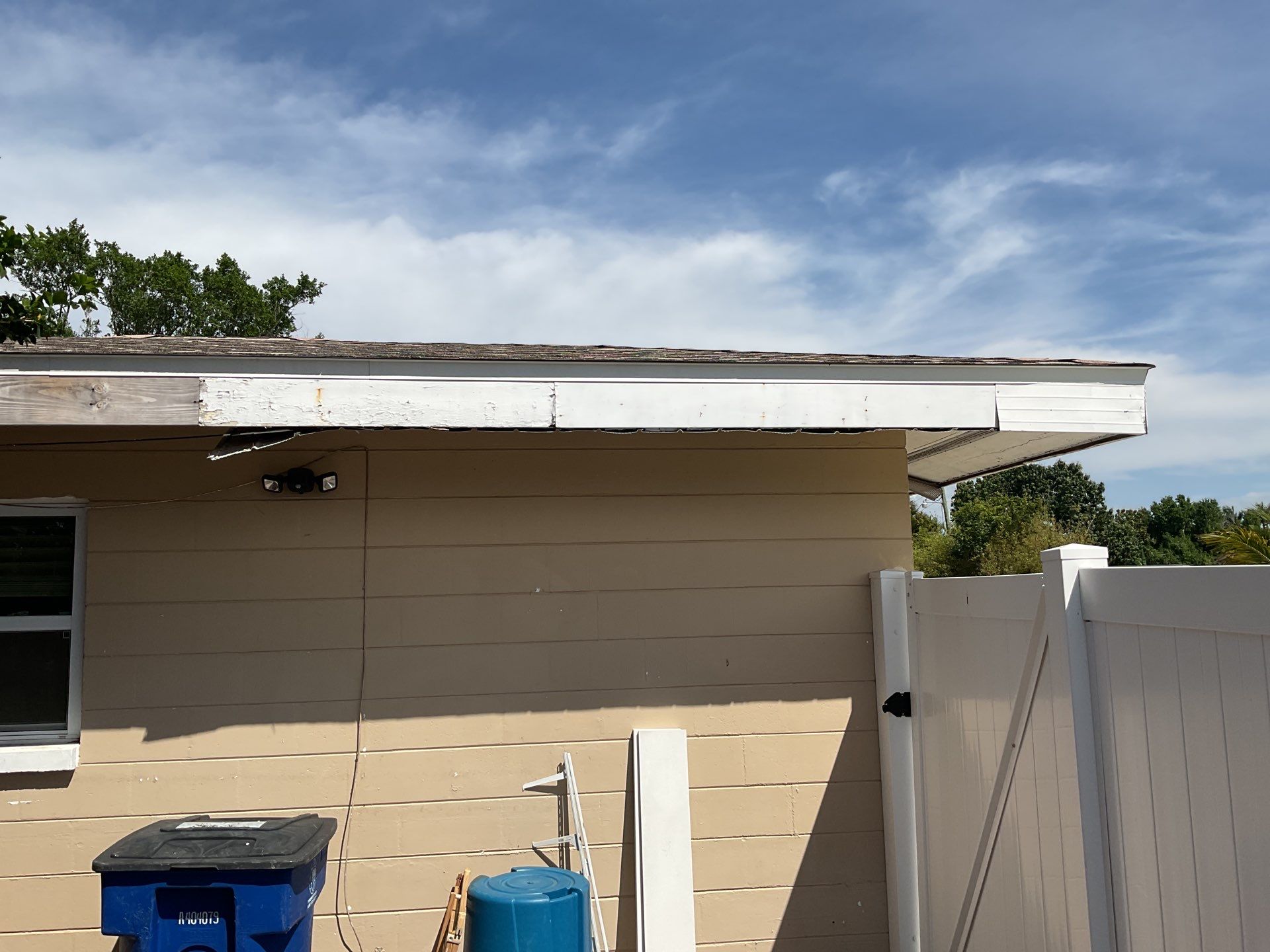 Soffit and Fascia Replacement in Fort Myers FL by Gutter Professors