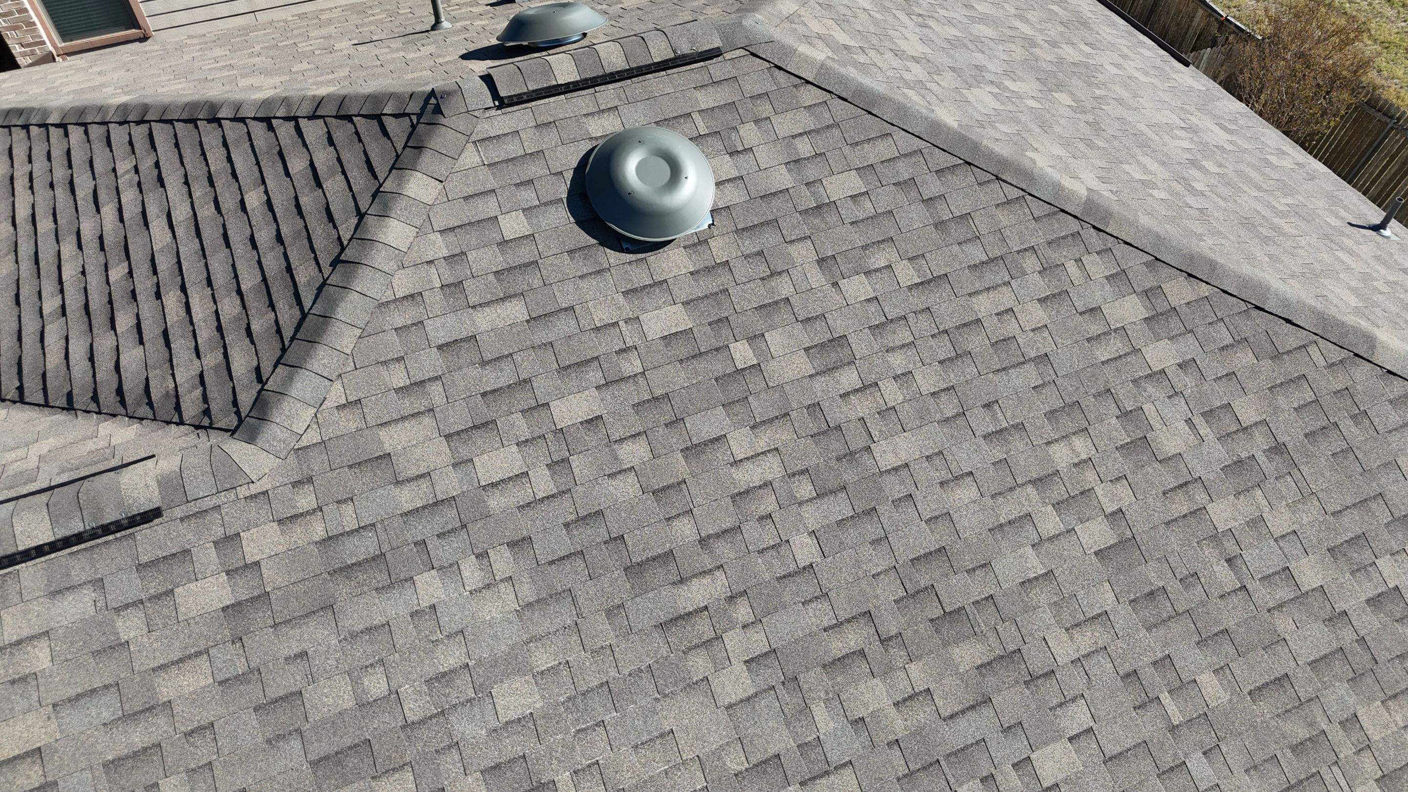 Weathered Wood - Malarkey Vista by RoofsOnly.com