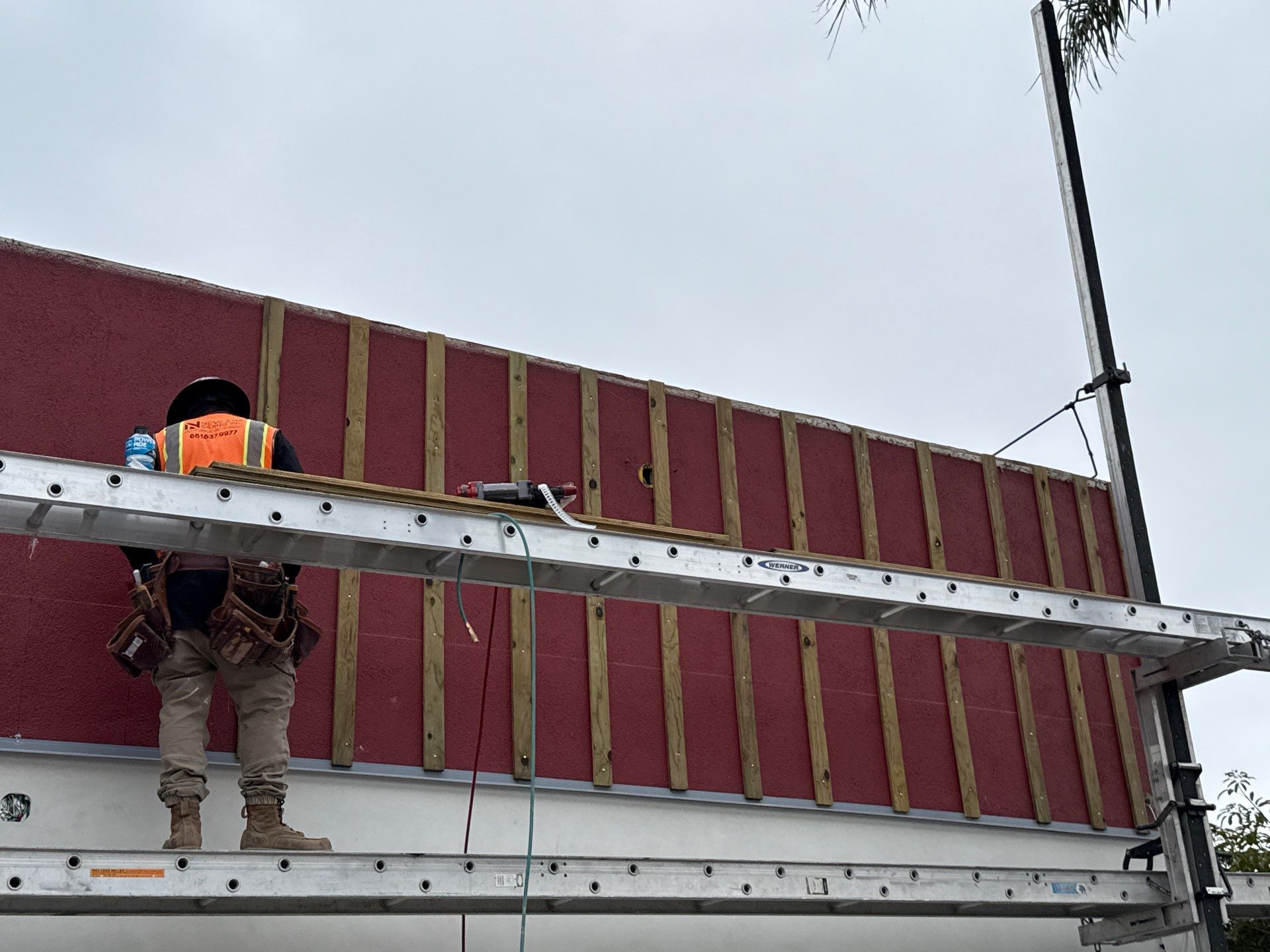 V-Grove on commercial project   by New Era Siding Inc 