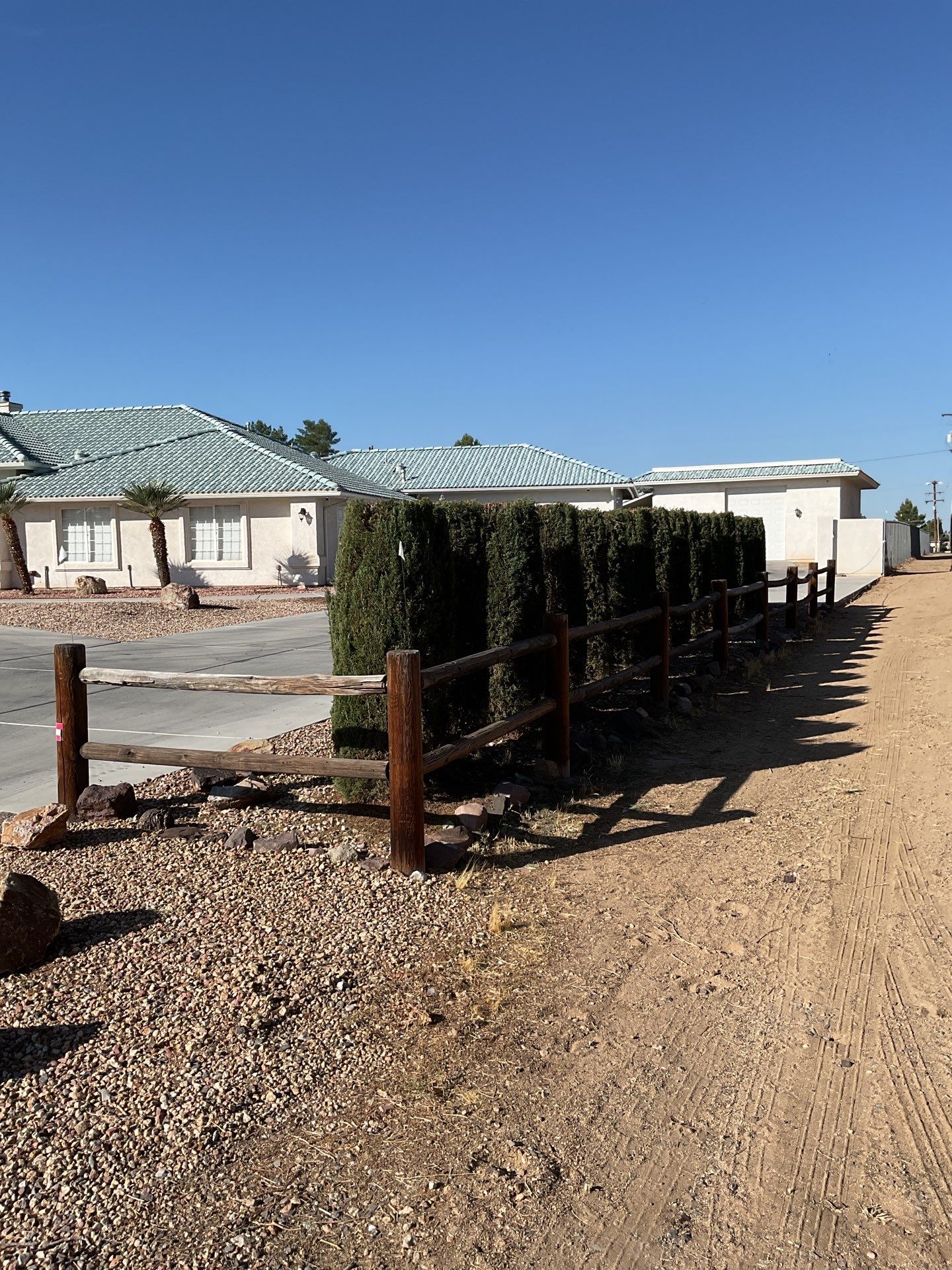 Fence Installation using Ranch Style Vinyl by Fence Guys Inc. 