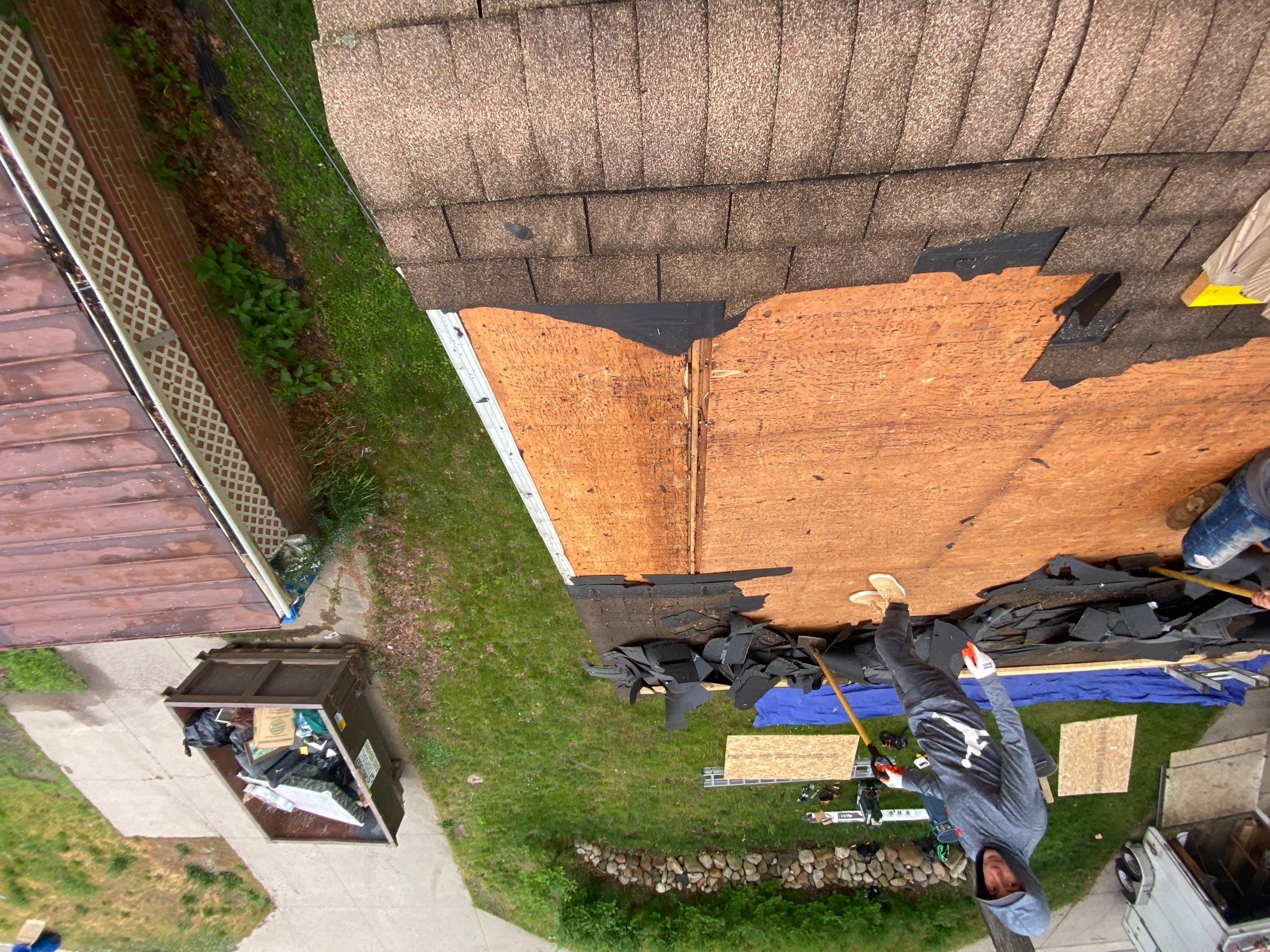 Roof Replacement using CertainTeed Landmark by 180 Contractors