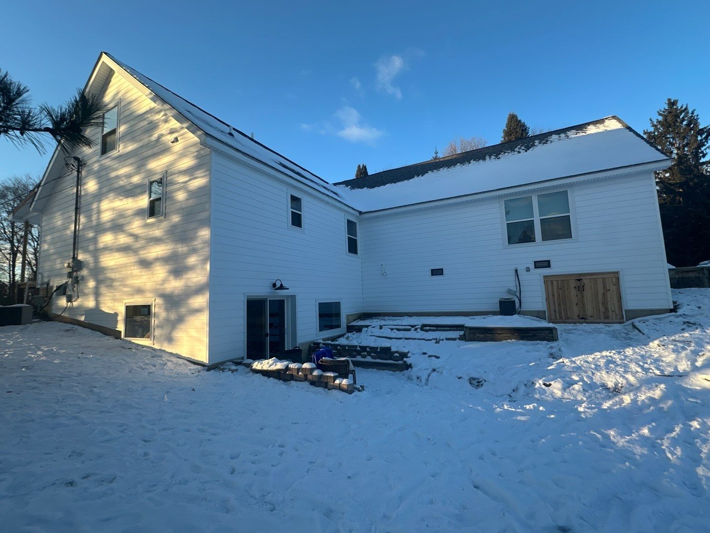 Siding Replacement using Ascend 7" Composite by 180 Contractors