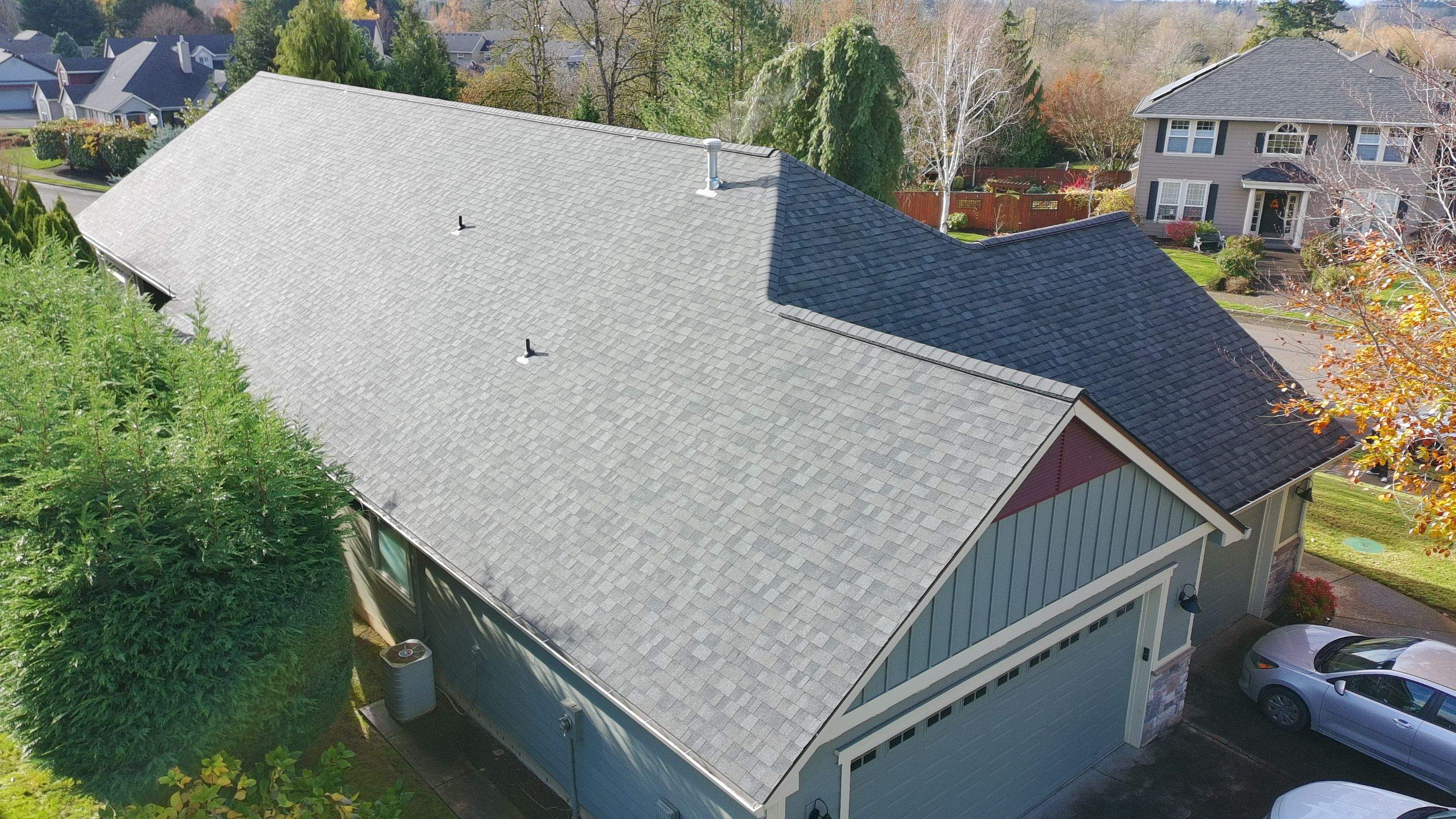 Williamsburg Gray | Roof Replacement in Camas, WA 98607 by Valiant Roofing, LLC