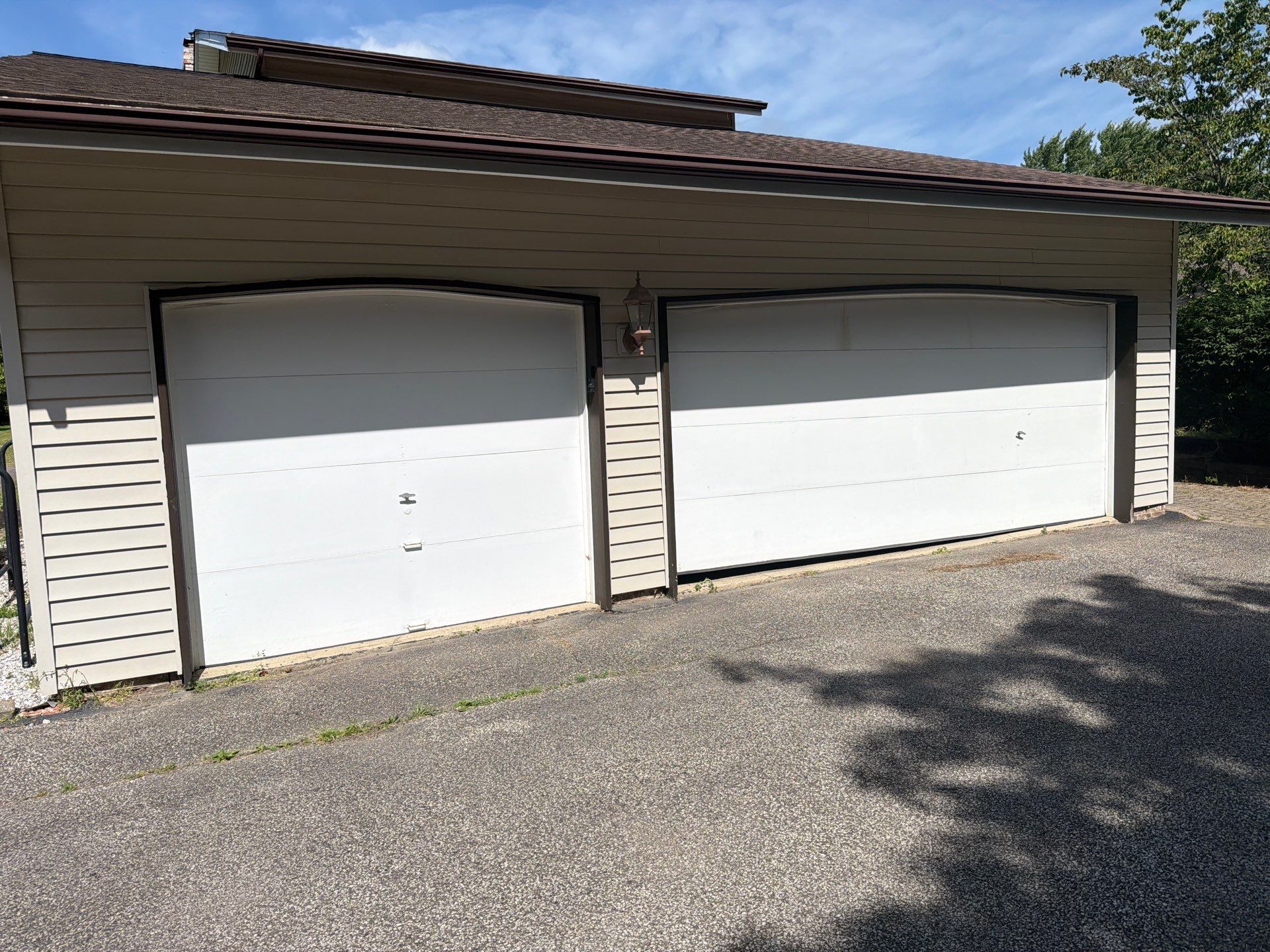 New Garage Doors and Opener Installation in Solon OH by Ohio Garage Door Repair