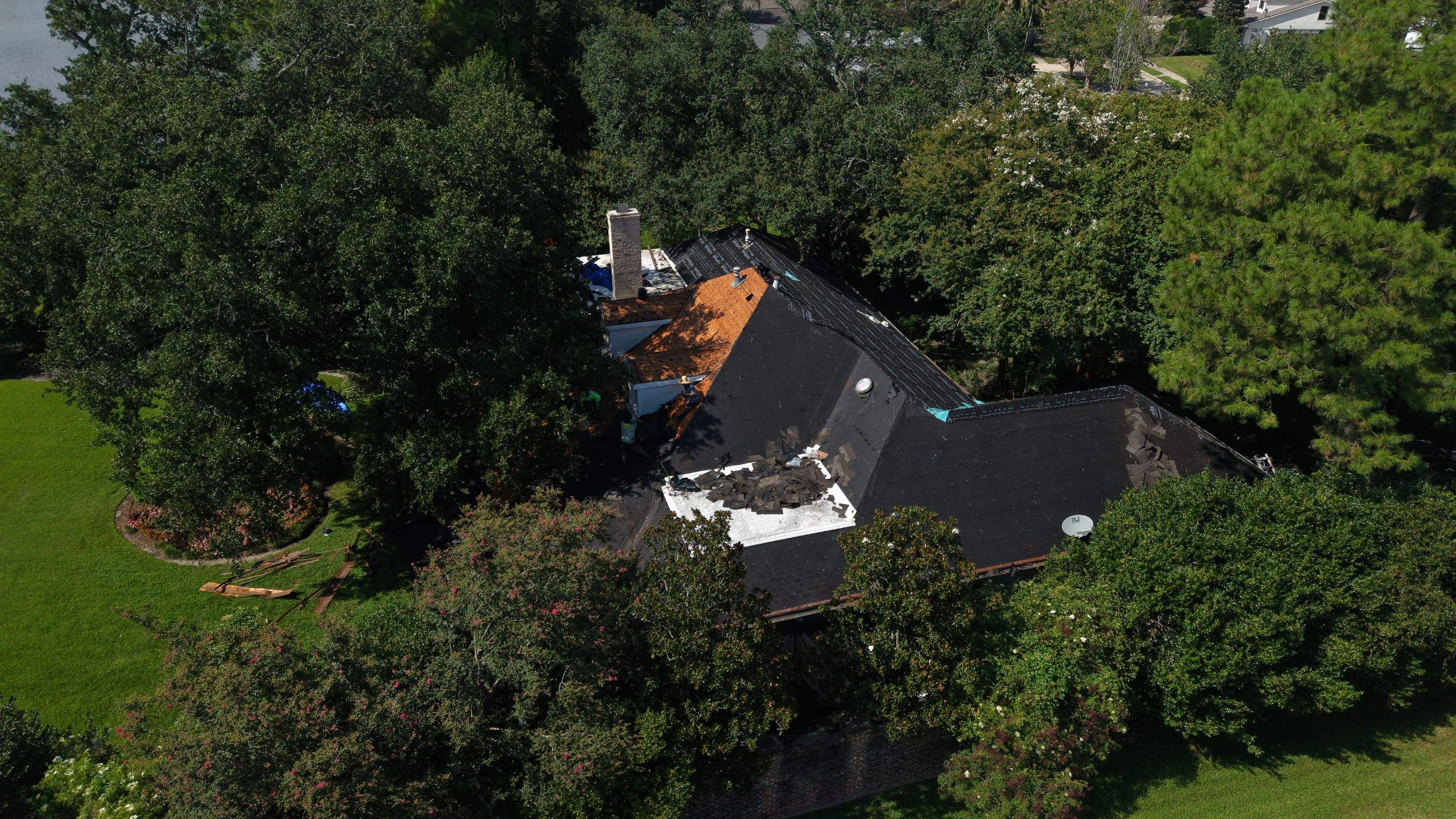 Roof Replacement in New Orleans by HDS Contractors