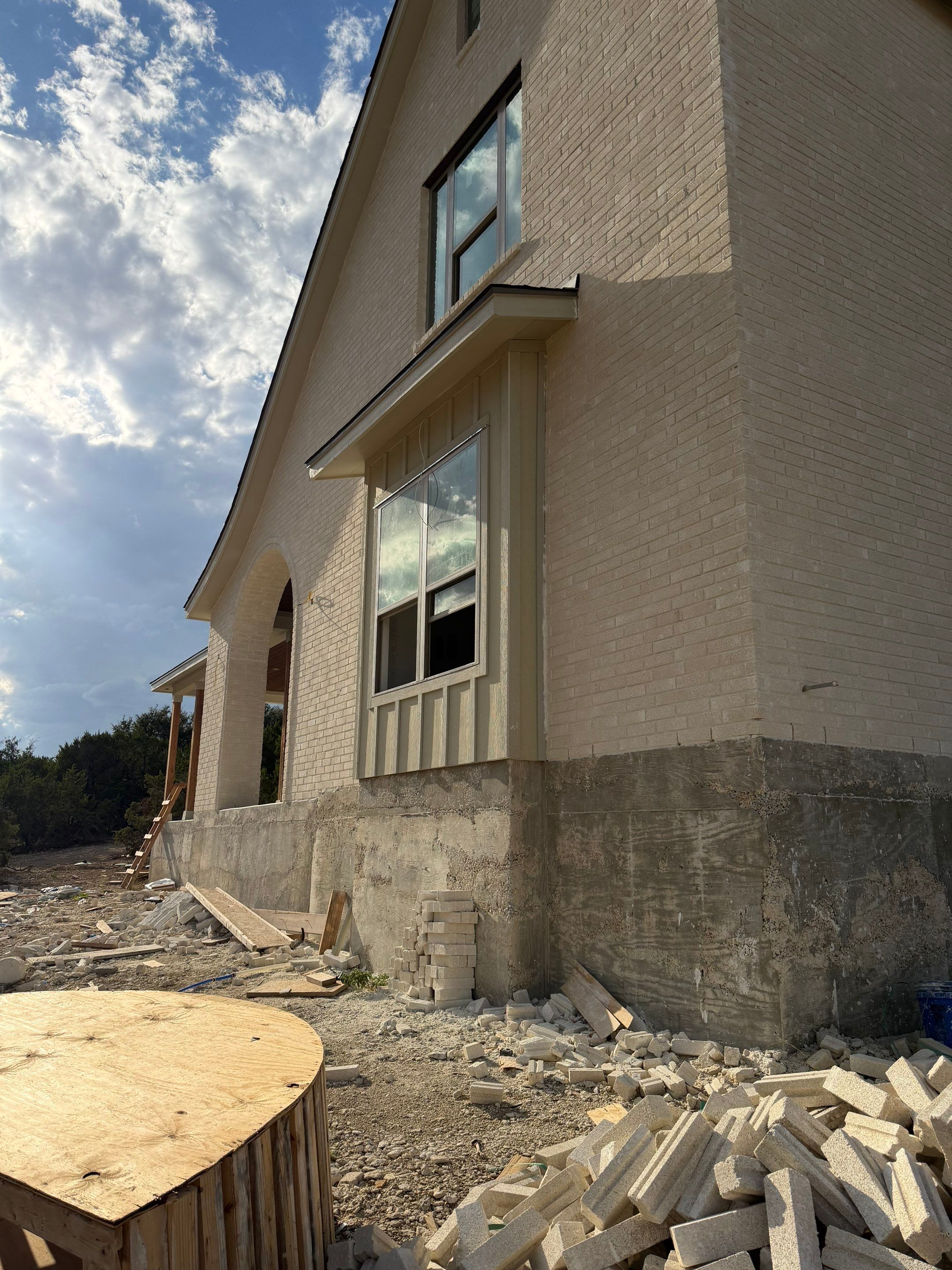 Custom Residential Construction and Interior Finishes in Bulverde by Roaring Lion Renovation, LLC