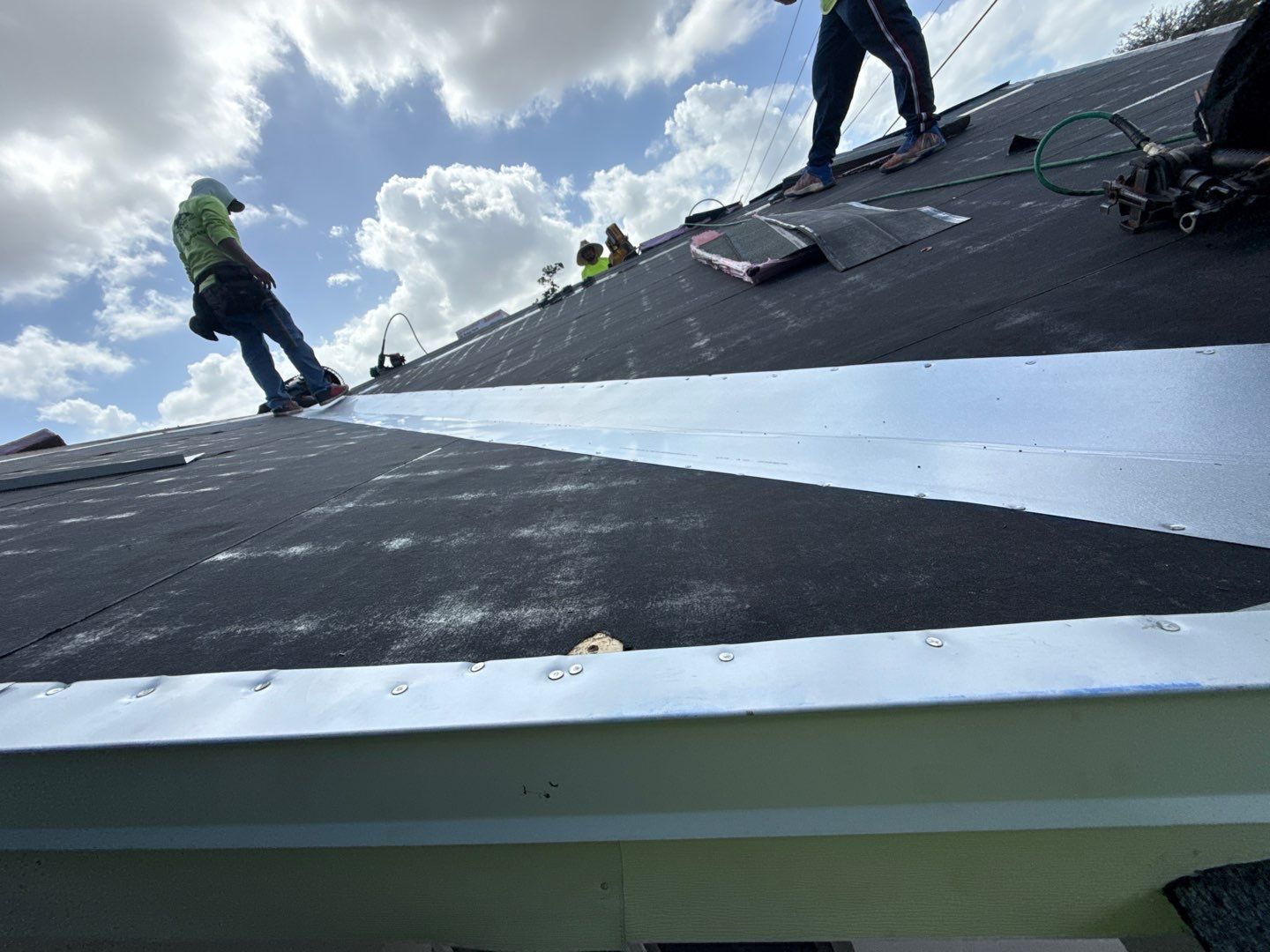 Project in Seminole 33772 by Mitchell Roofing Company LLC 