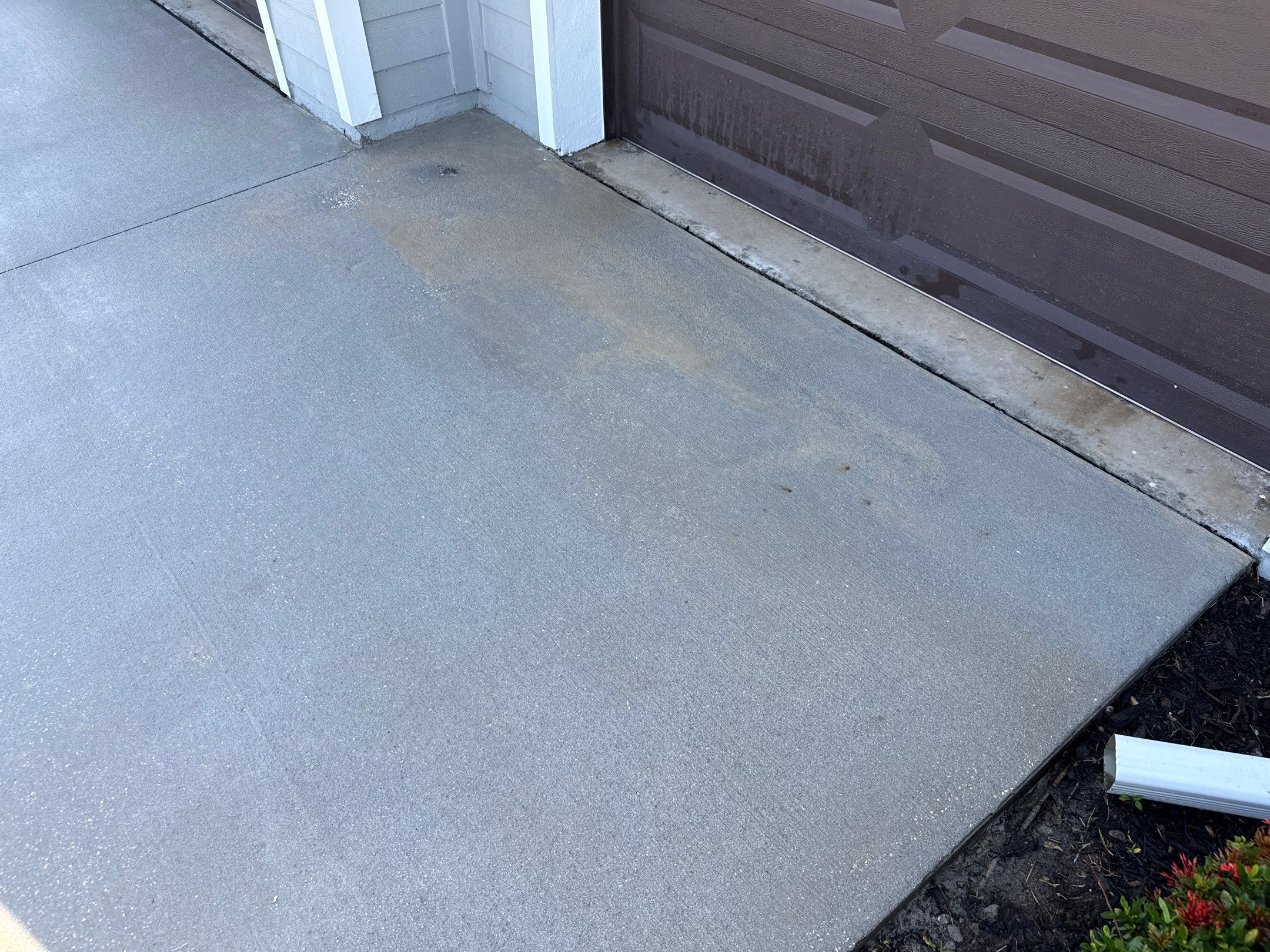 Concrete Driveway & Sidewalk Cleaning — Canoe Creek Community, Parrish, FL by Sunshine AquaWash