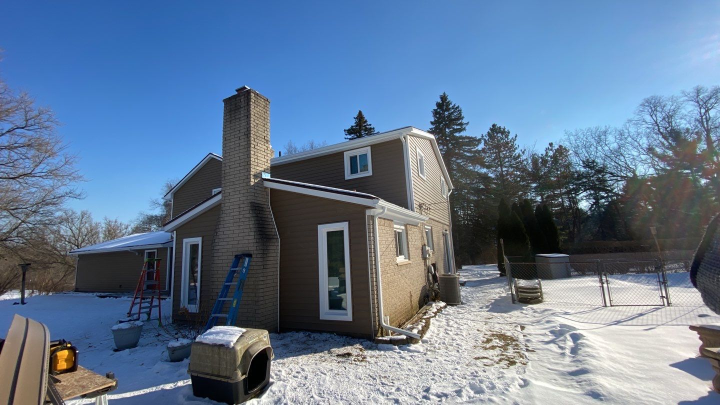 Siding Replacement using CertainTeed Monogram D5 Clapboard by 180 Contractors