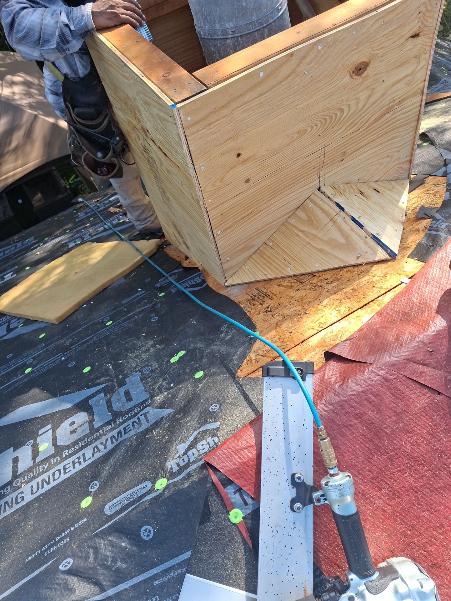 Quebec South by Bayfront Roofing and Construction