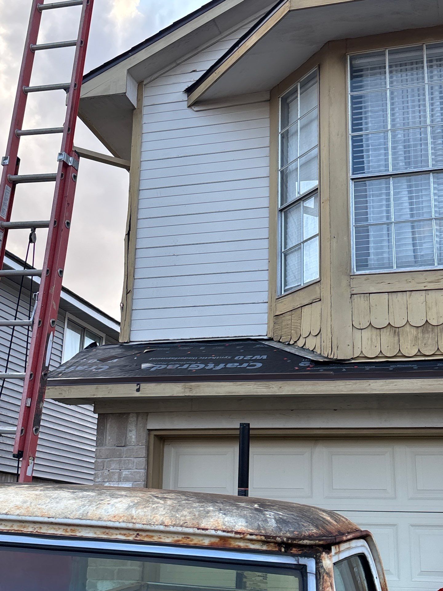 Roof Replacement Houston by Roof Repair Company
