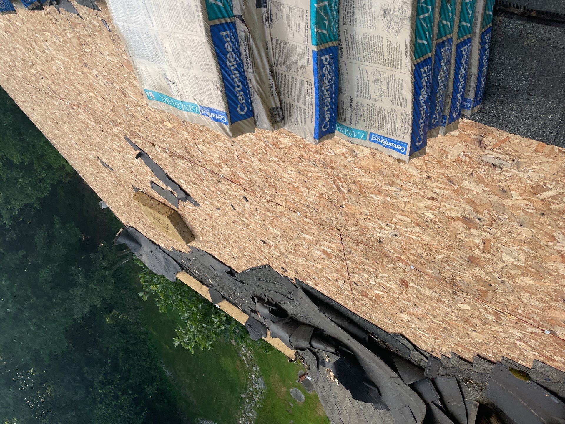 Roof Replacement using CertainTeed Landmark by 180 Contractors