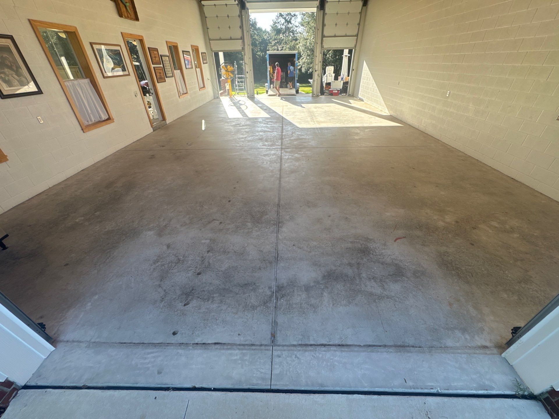 Garages Project in Micanopy, FL in Custom Color by Cross Creek Concrete Coatings