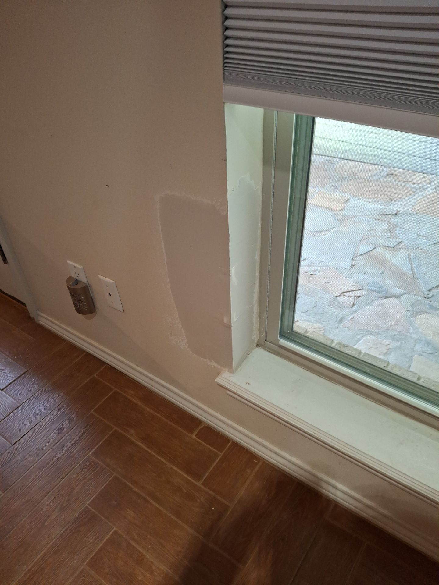 Interior Painting in Tyler, TX | Bathroom & Living Room Ceilings Renewal by Quality Coats Painting