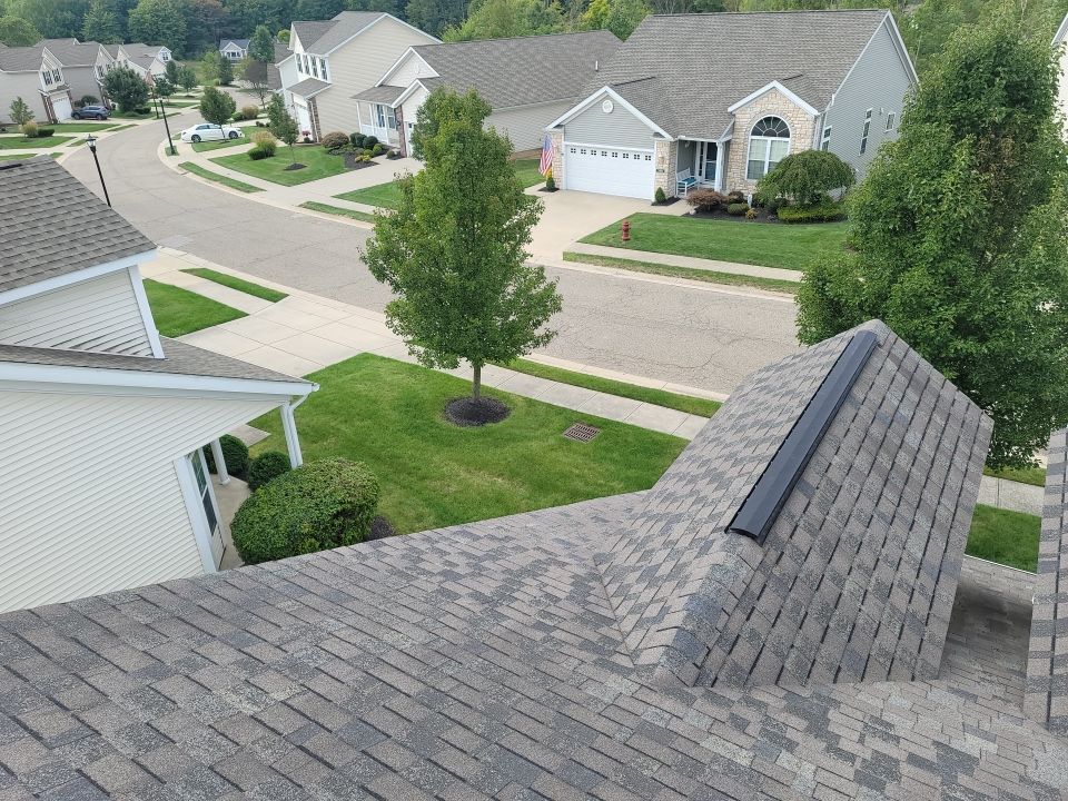 ATLAS PINNACLE PRISTINE COLOR: WEATHERED WOOD DRIP EDGE: WHITE by Eagle Eye Roofing