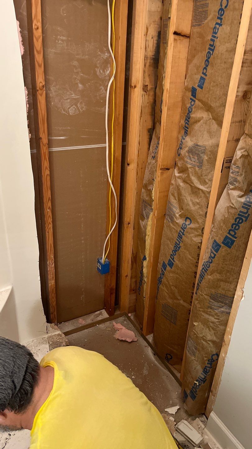 Basement bathroom full remodel by Prudencio