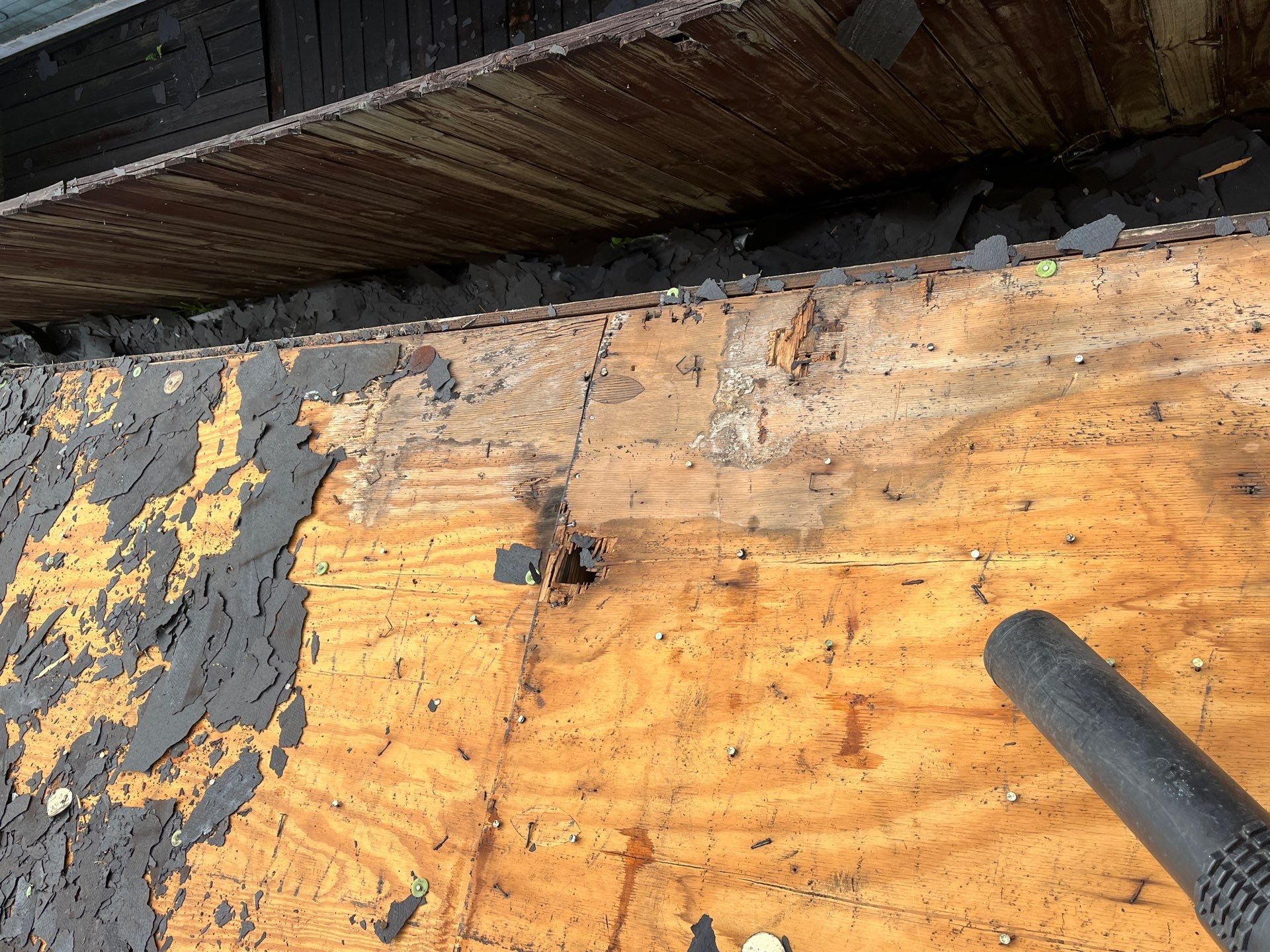 Residential Roofing Installation using Owen's Corning Duration (Lifetime) Shingles by Roof Repair Company