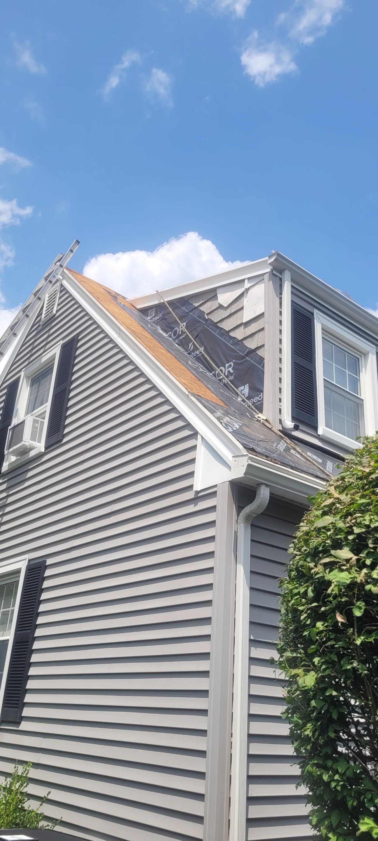 DiGIorgi ROofing & Siding INC new roof in Meriden, CT by DiGiorgi Roofing and Siding Inc