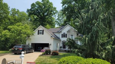 ATLAS PINNACLE COLOR: BLACK SHADOW