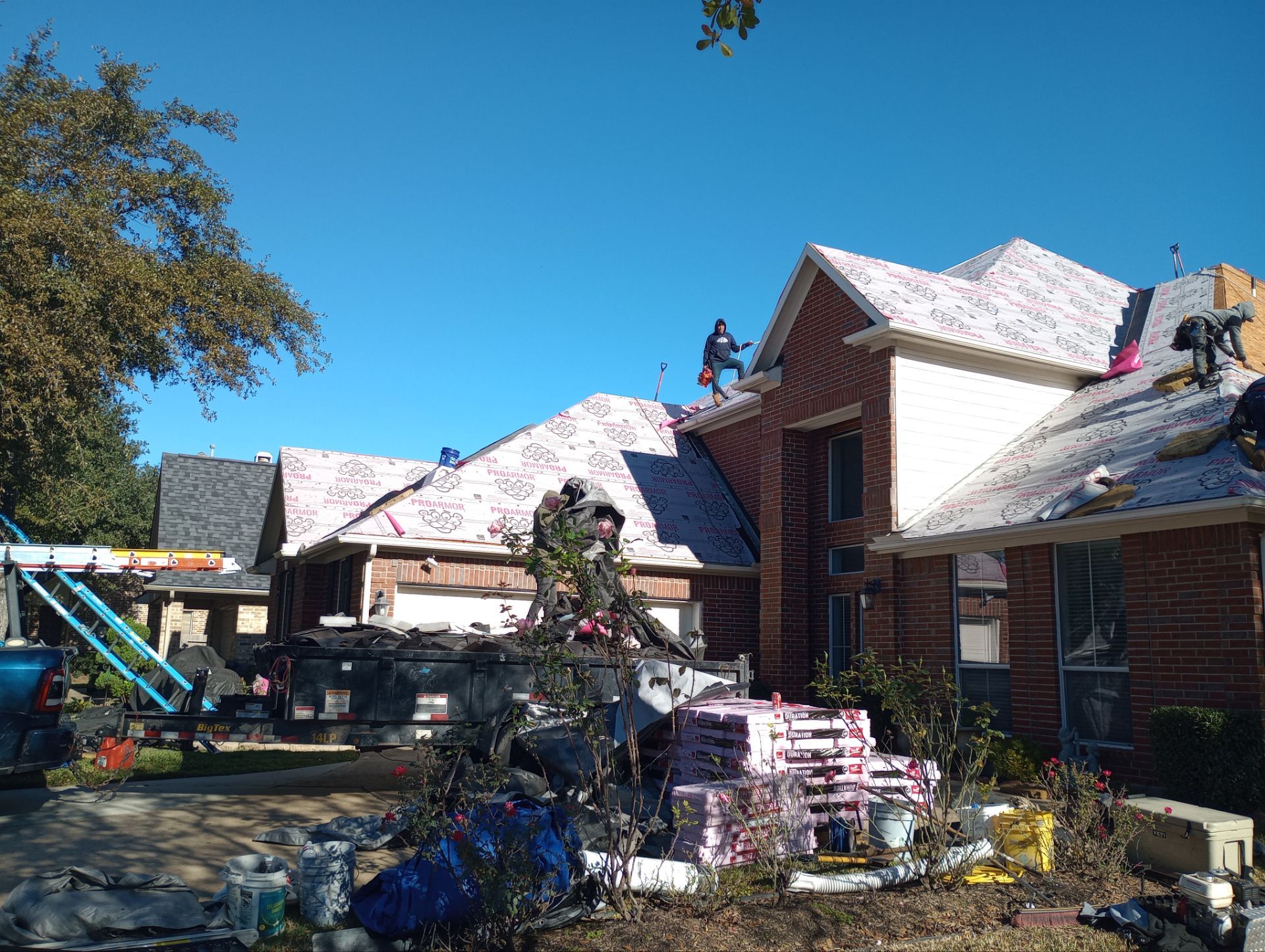 Residential Roofing Installation using Owen's Corning Duration (Lifetime) Shingles by Roof Repair Company
