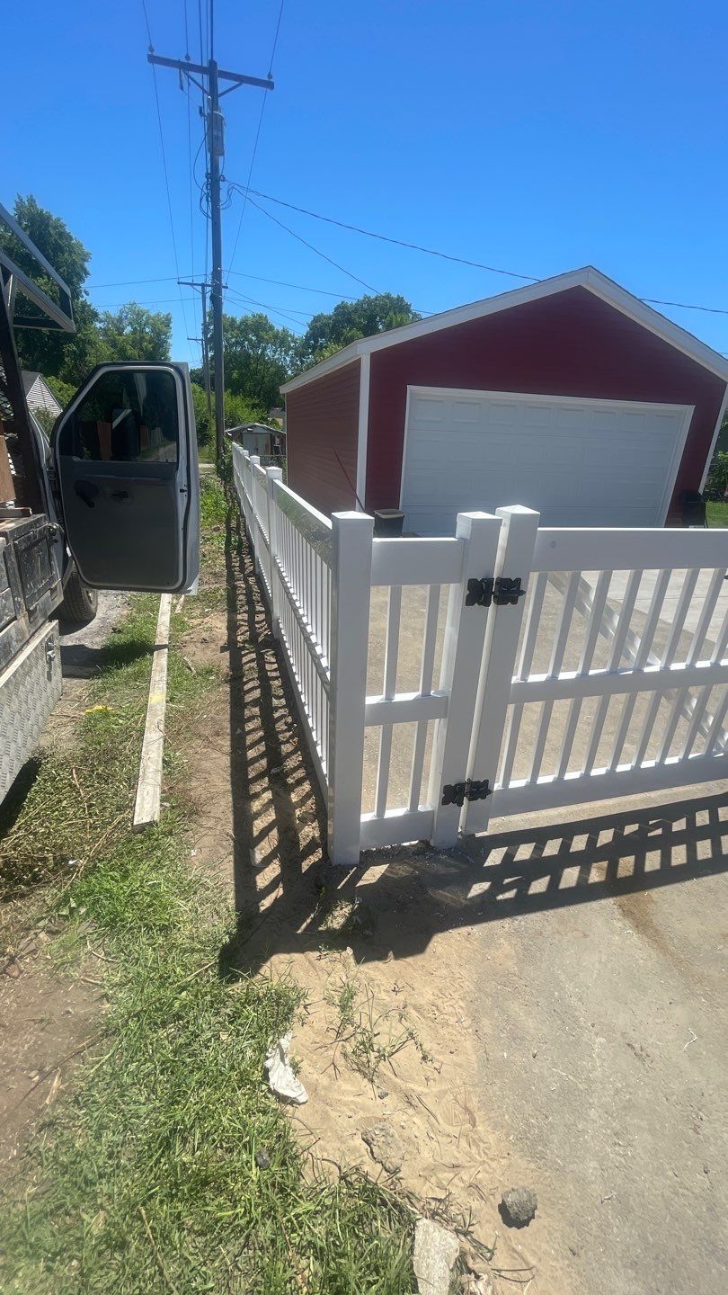 Chain-Link Fence Upgrade to Vinyl Fence by Kraz Construction