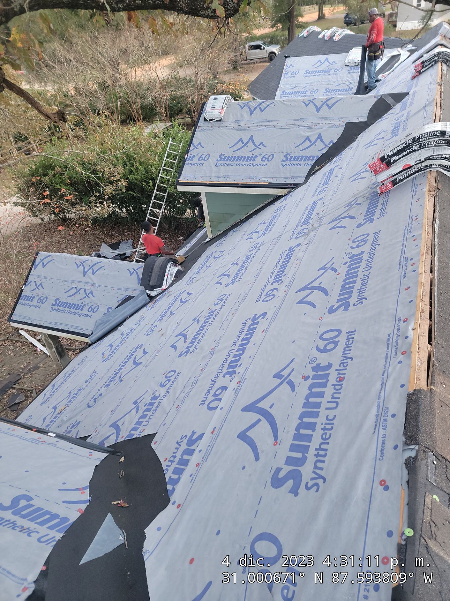 Jaye by IAM Roofing LLC