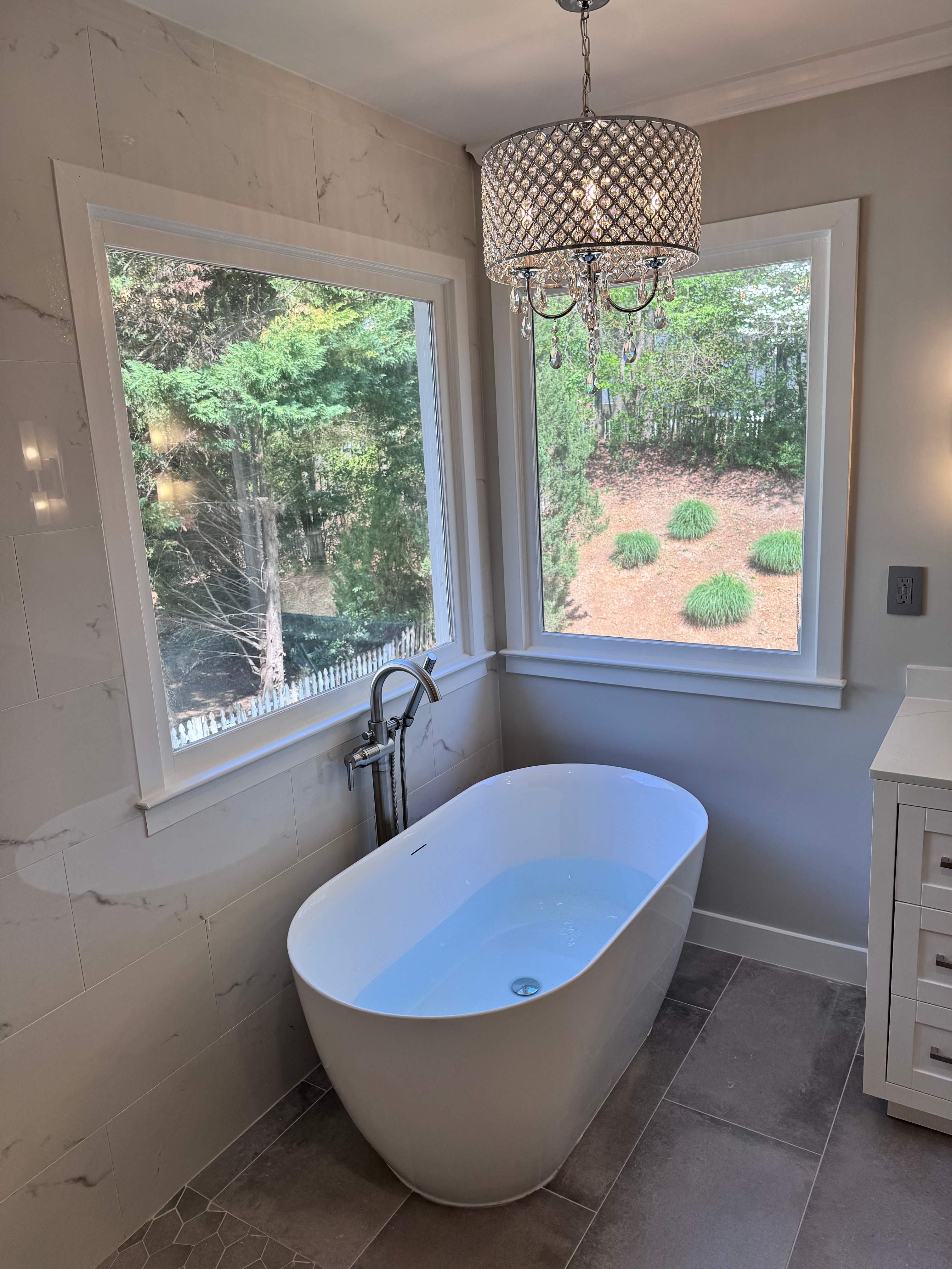 Master bathroom renovation by Prudencio