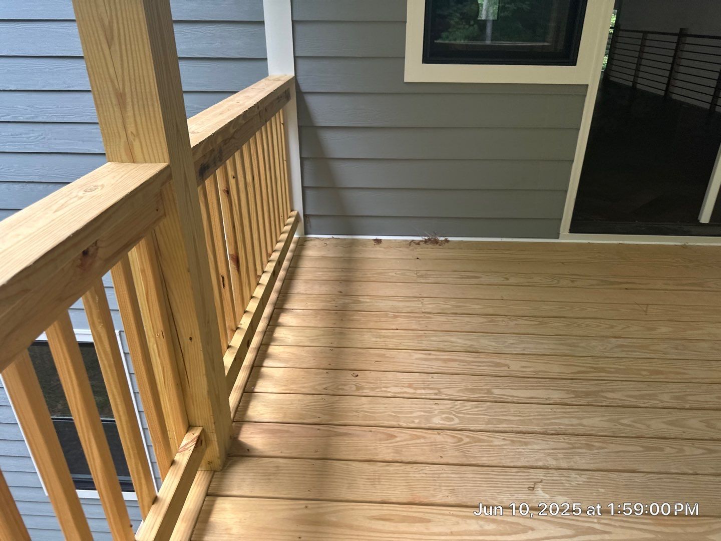 Wood Deck using Wood Sealant by DuraSeal