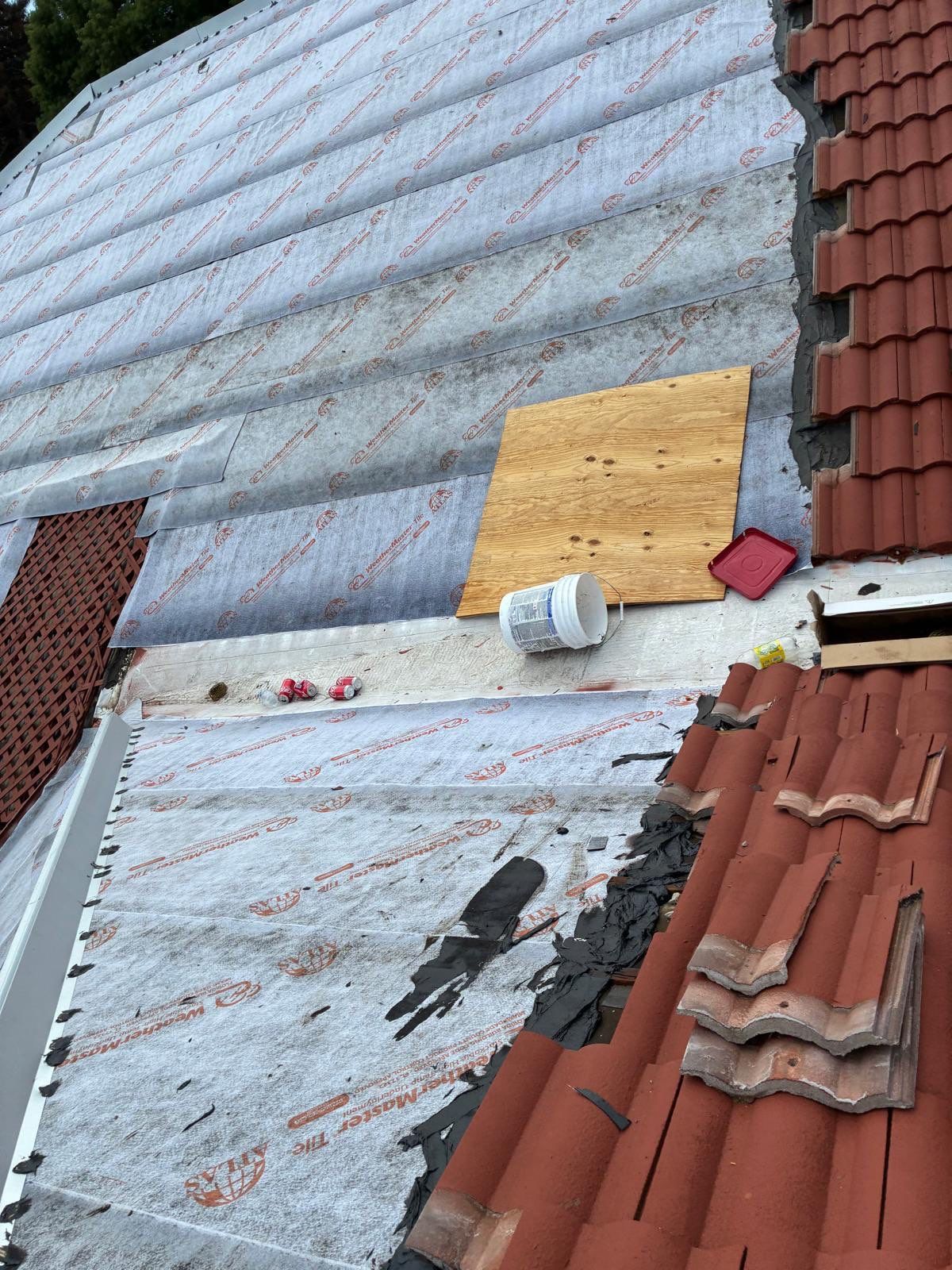 Residential Tile Roof Replacement and Gutter Installation in Winter Park by Pinnacle Roofing Group