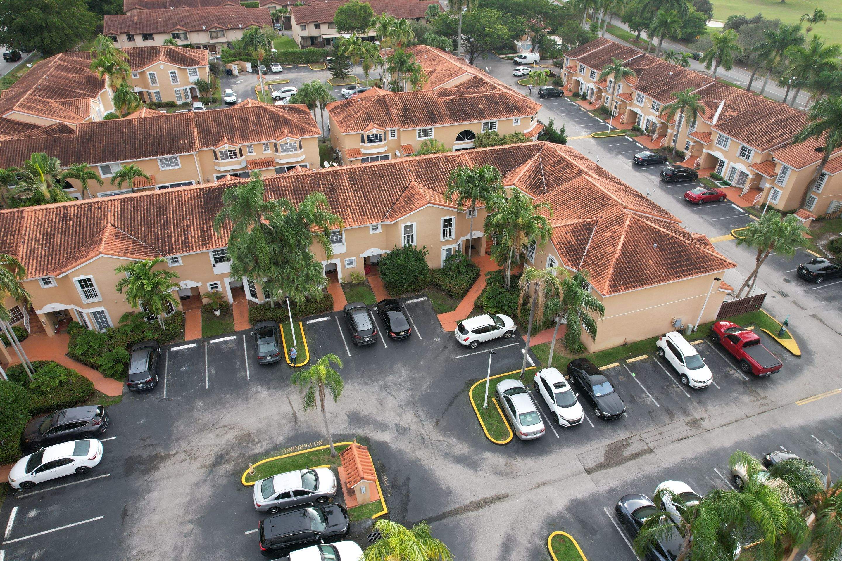 SIENNA VILLAS CONDO - BLDG 14304 by Souffront Construction & Engineering