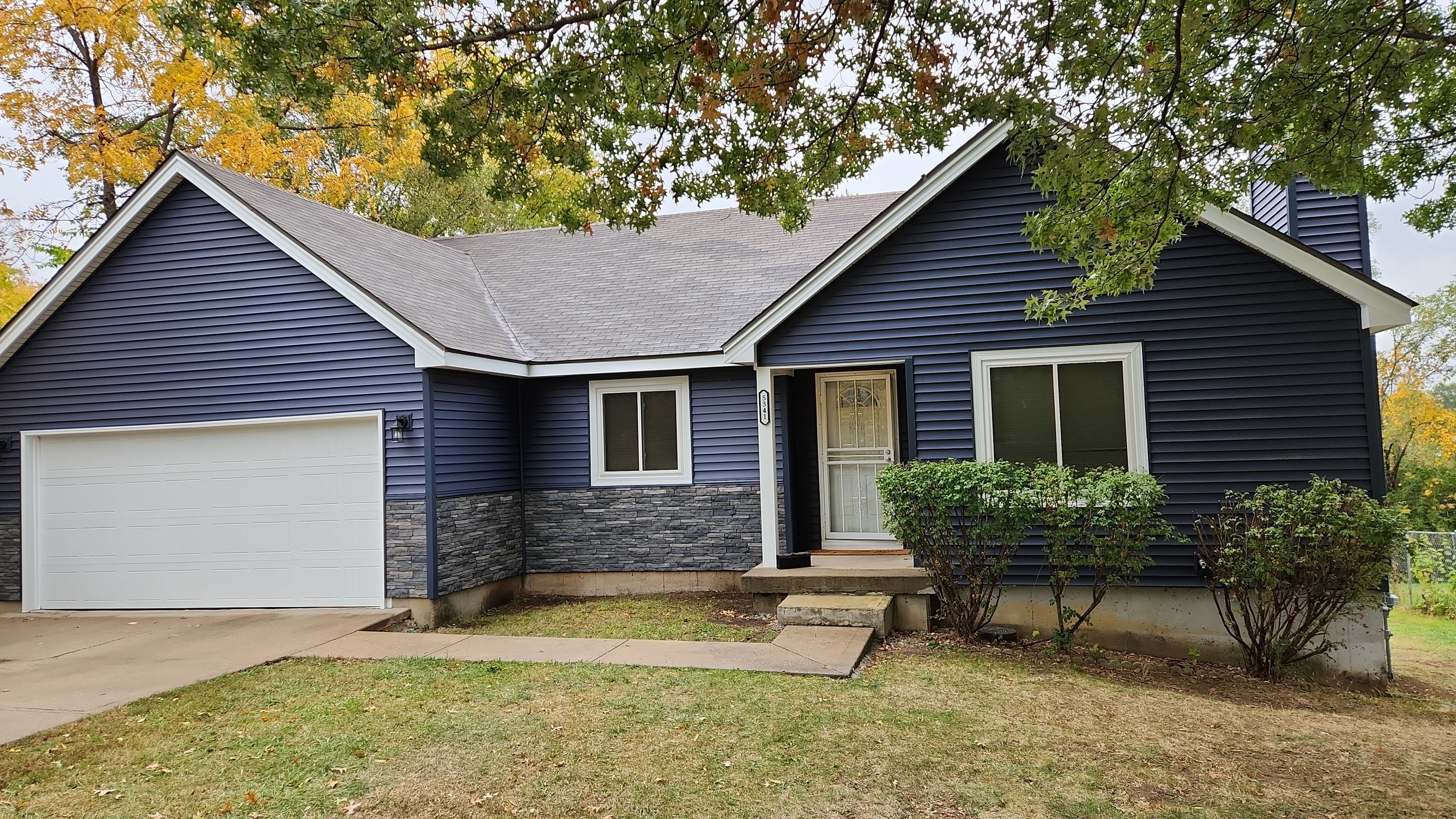 Siding Installation using Market Square by EEC  Windows, Siding & Roofing 