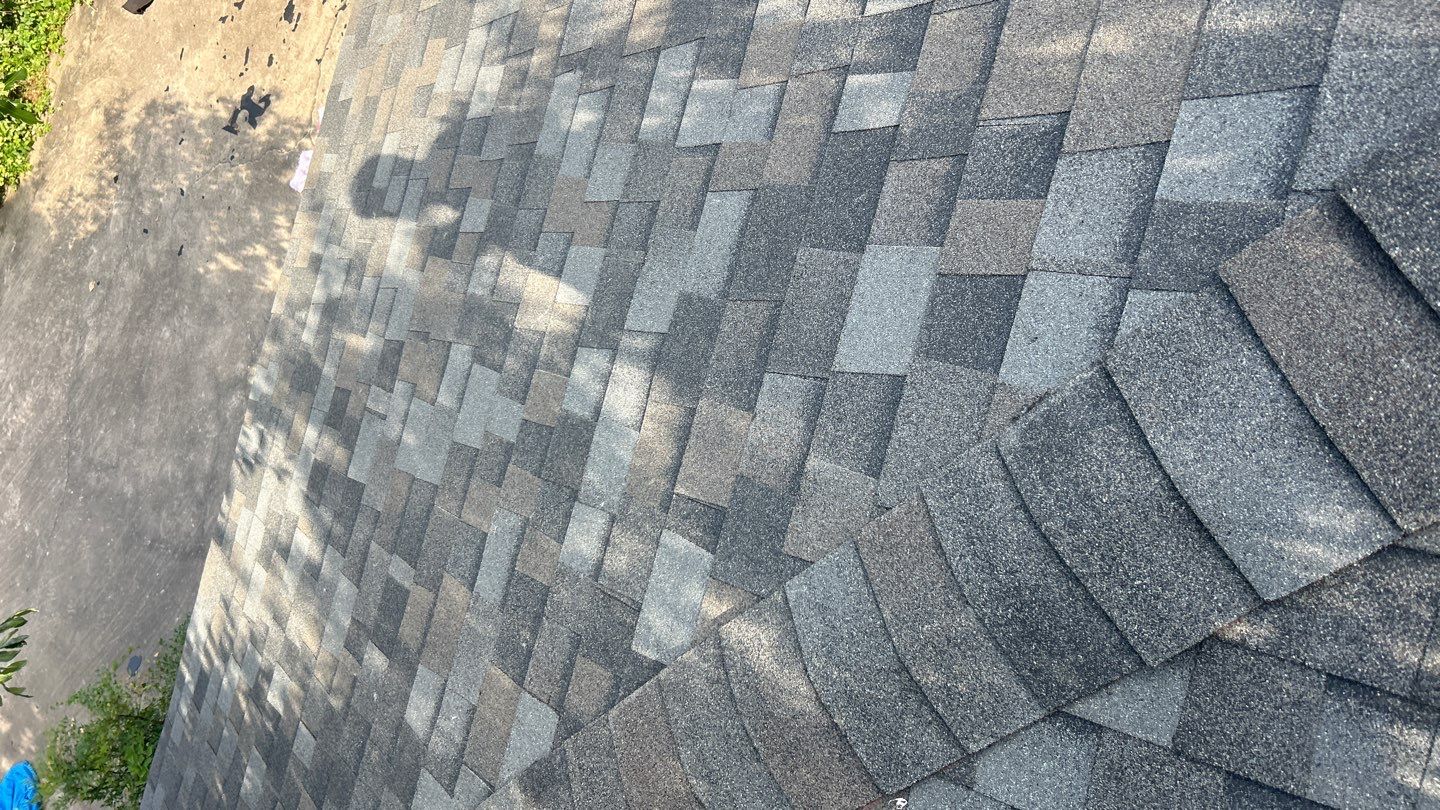 Williamsburg Gray - Owens Corning TruDefinition Duration by RoofsOnly.com