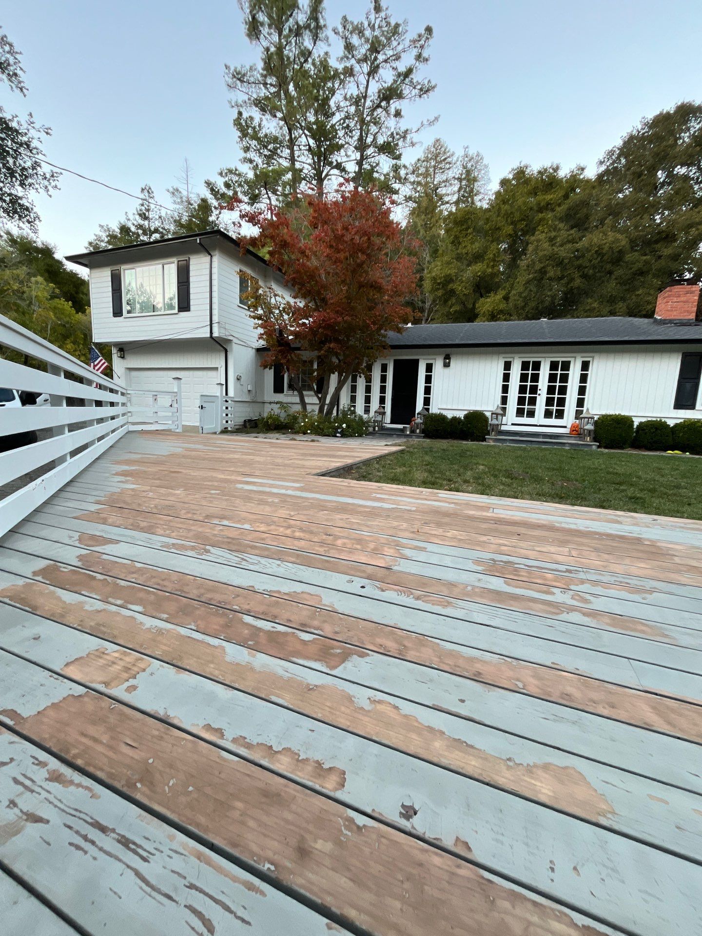 Deck Repaint using Sherwin-Williams by Herrera’s Bay Area Painting inc.